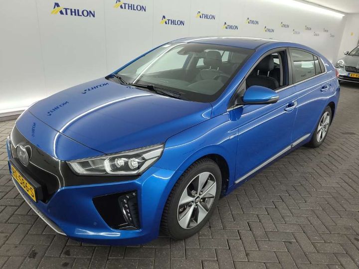 hyundai ioniq 2018 kmhc851hfhu018770