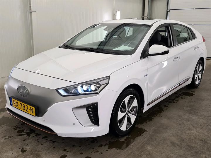 hyundai ioniq 2018 kmhc851hfju020689