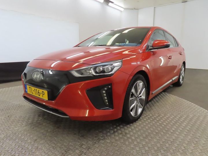 hyundai ioniq 2018 kmhc851hfju025521