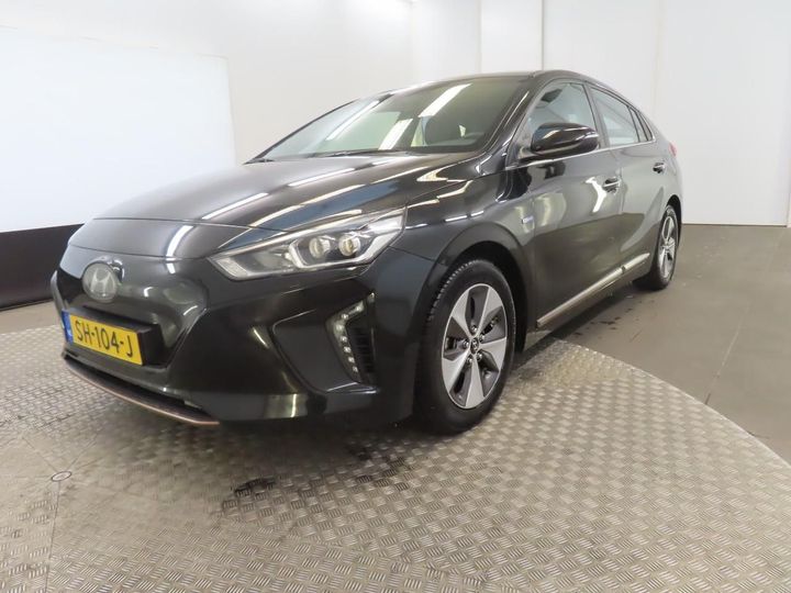 hyundai ioniq 2018 kmhc851hfju026138