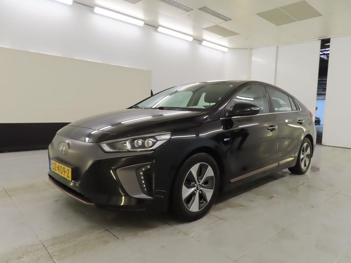 hyundai ioniq 2018 kmhc851hfju029438