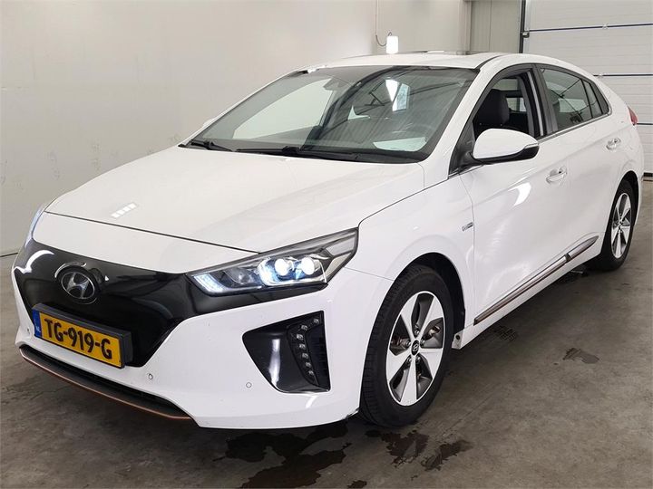 hyundai ioniq 2018 kmhc851hfju031055