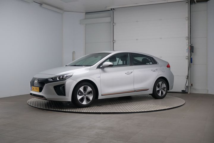 hyundai ioniq 2019 kmhc851hfku044117