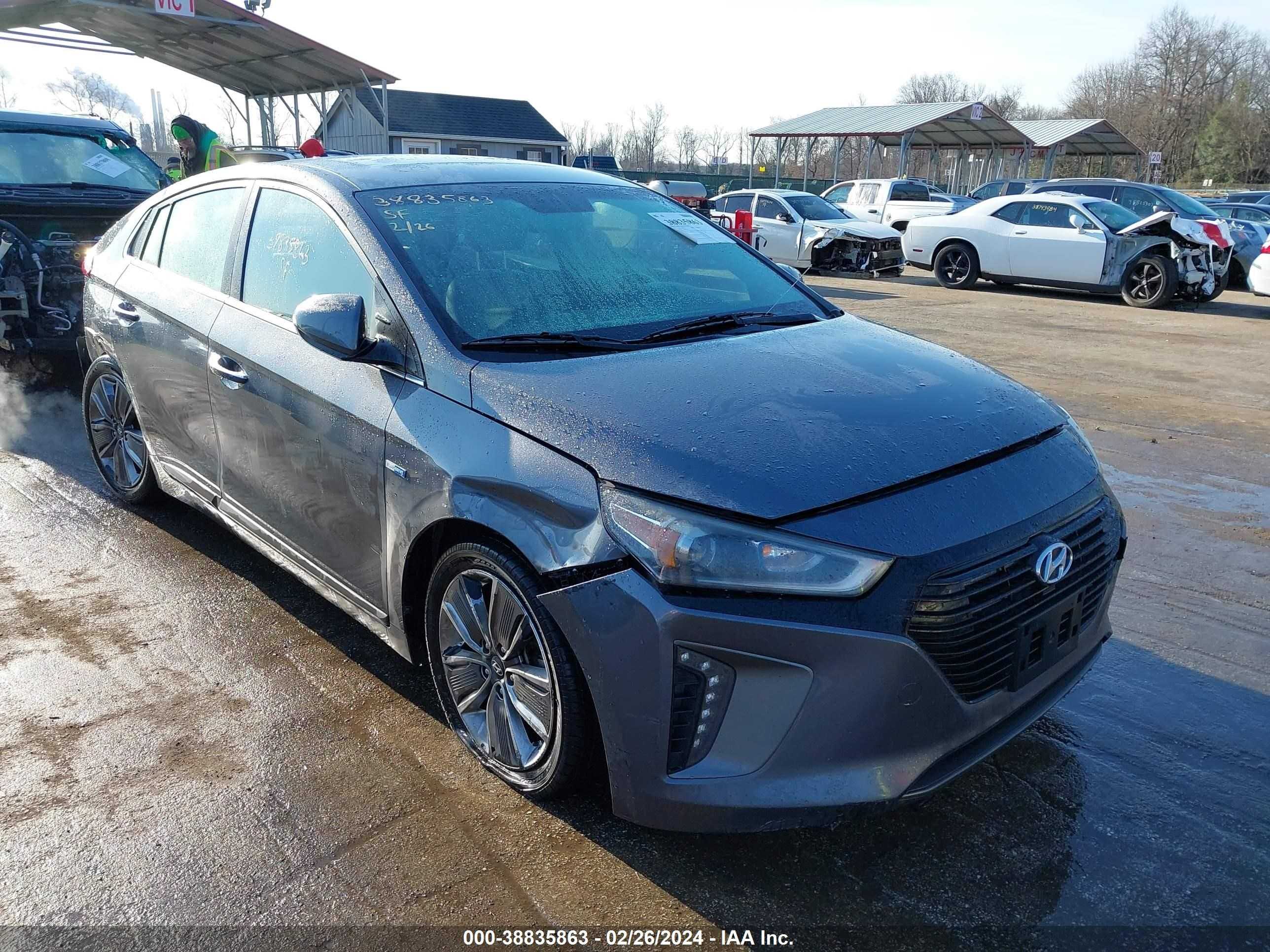 hyundai ioniq 2017 kmhc85lc7hu023817