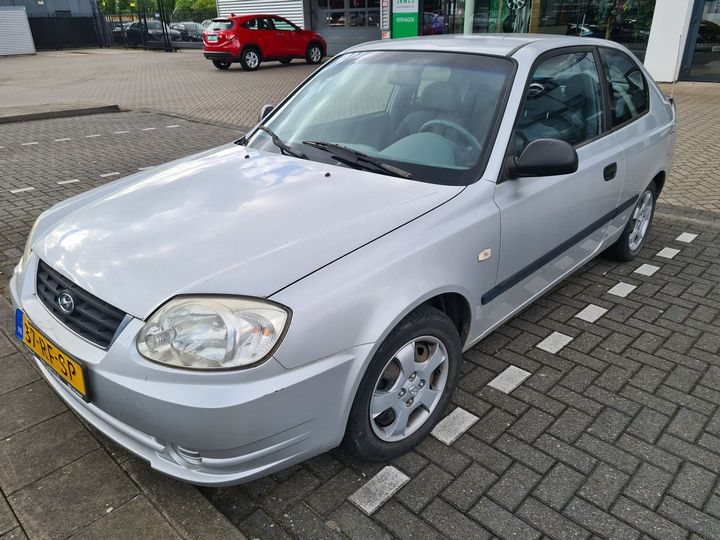 hyundai accent 2005 kmhcf31fp5u338928