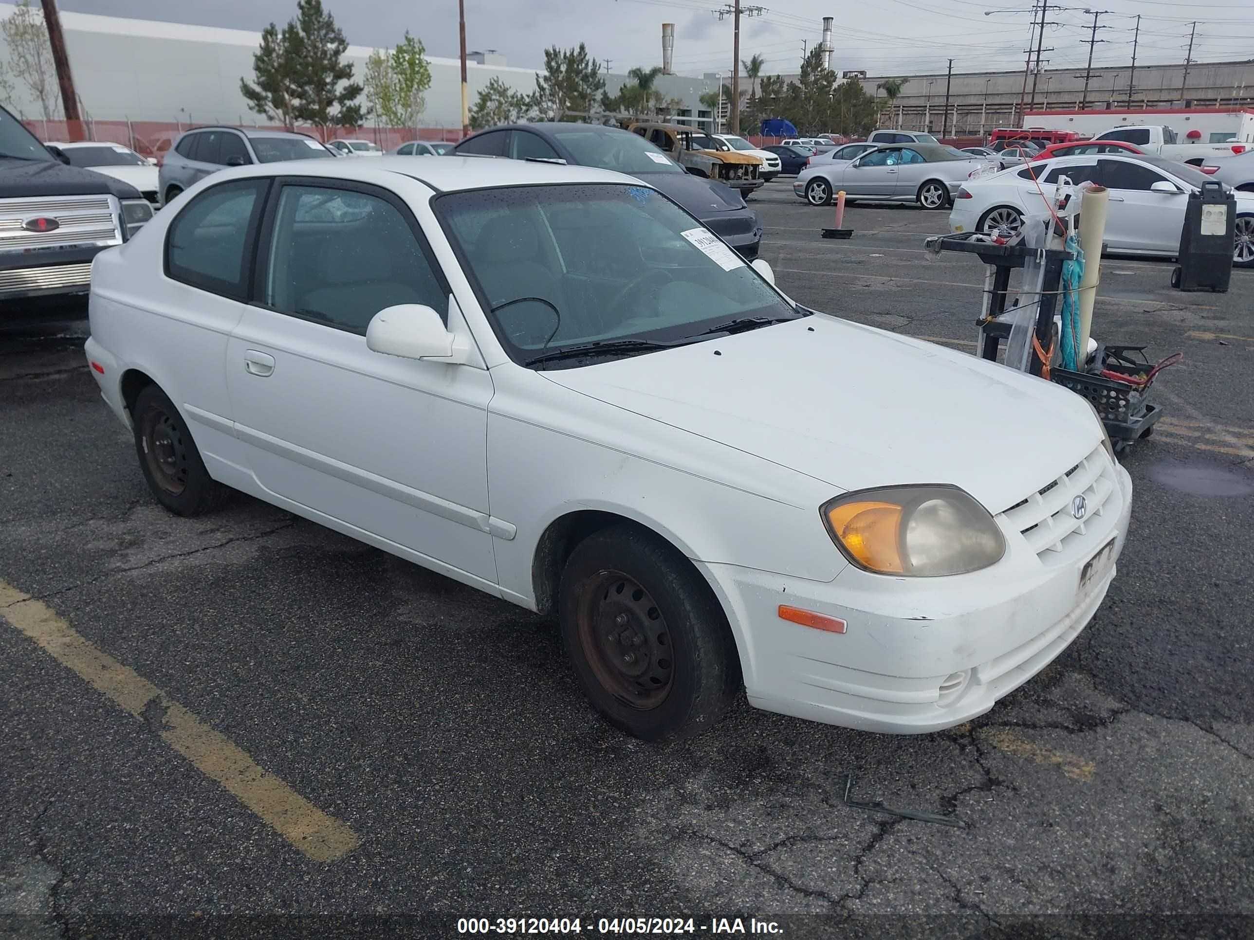 hyundai accent 2004 kmhcg35c54u298651