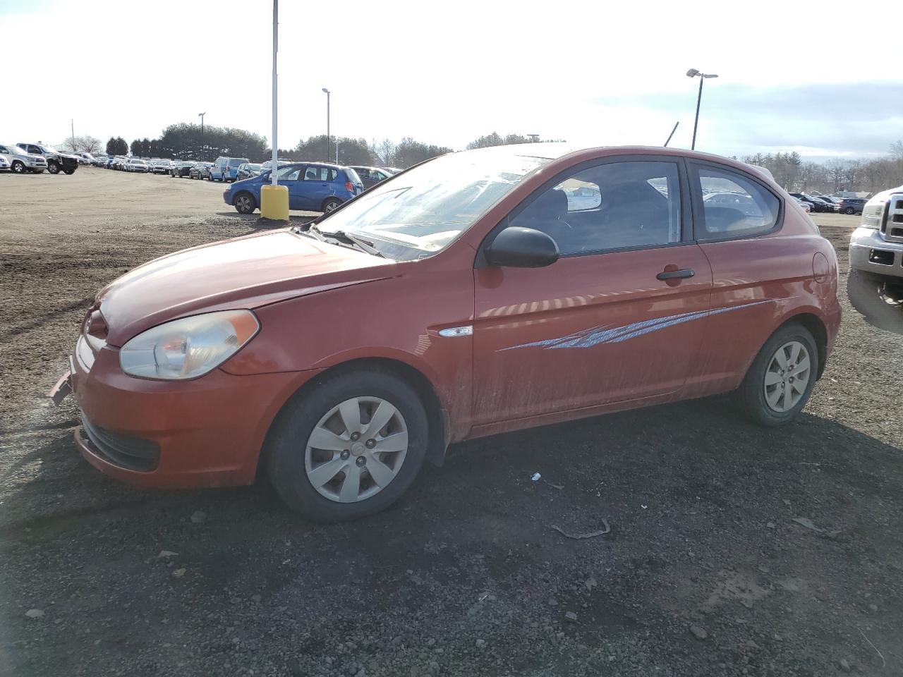 hyundai accent 2009 kmhcm36c89u136804