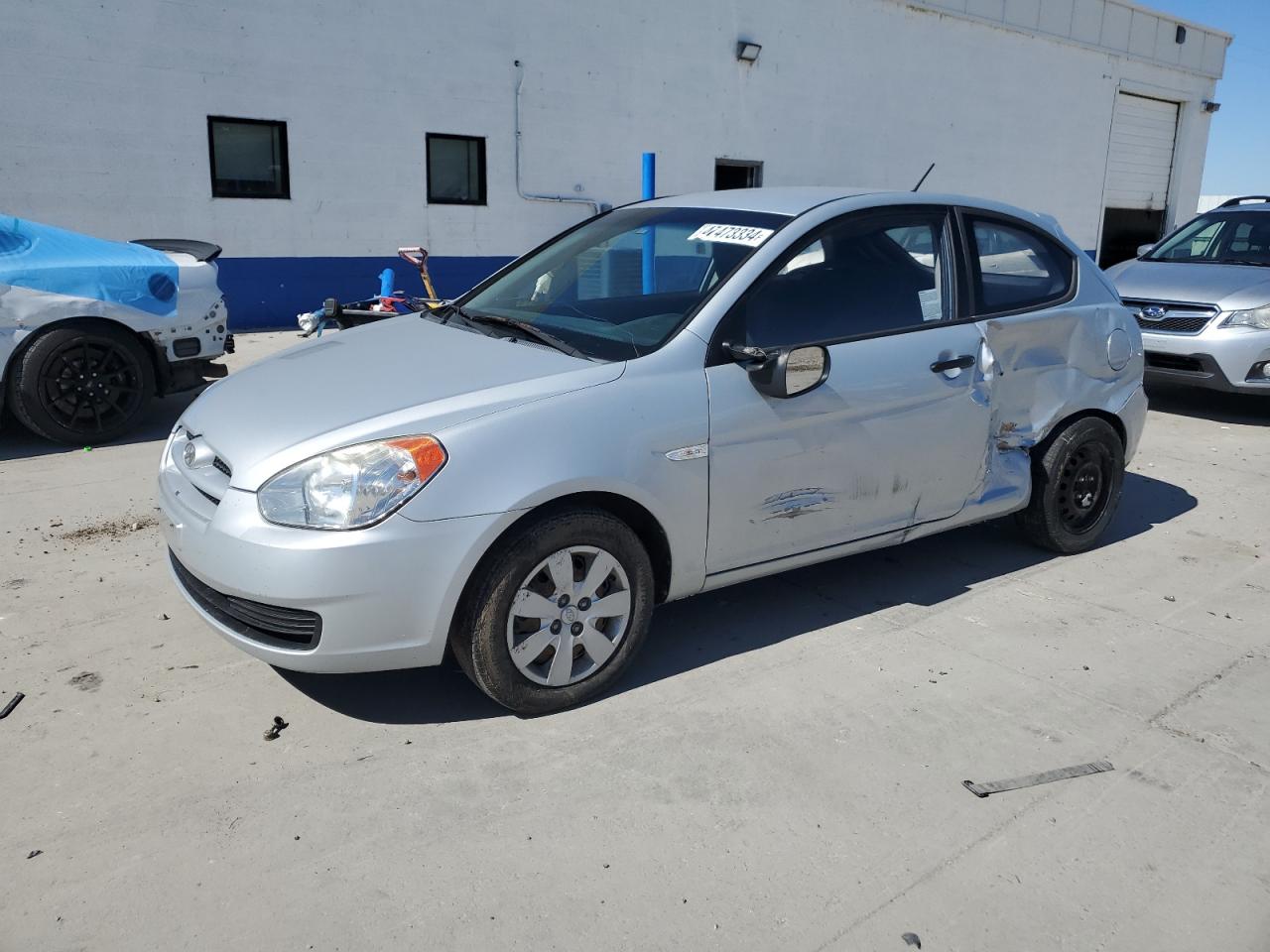 hyundai accent 2011 kmhcm3ac4bu195829