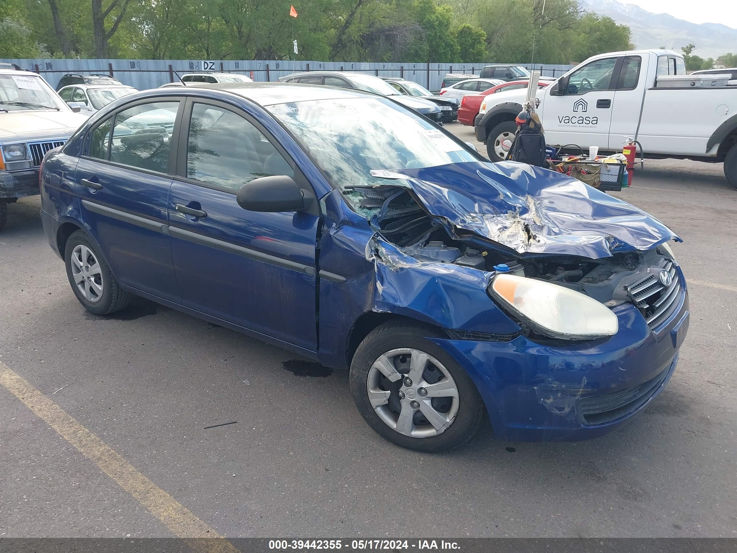 hyundai accent 2009 kmhcm46c89u313907