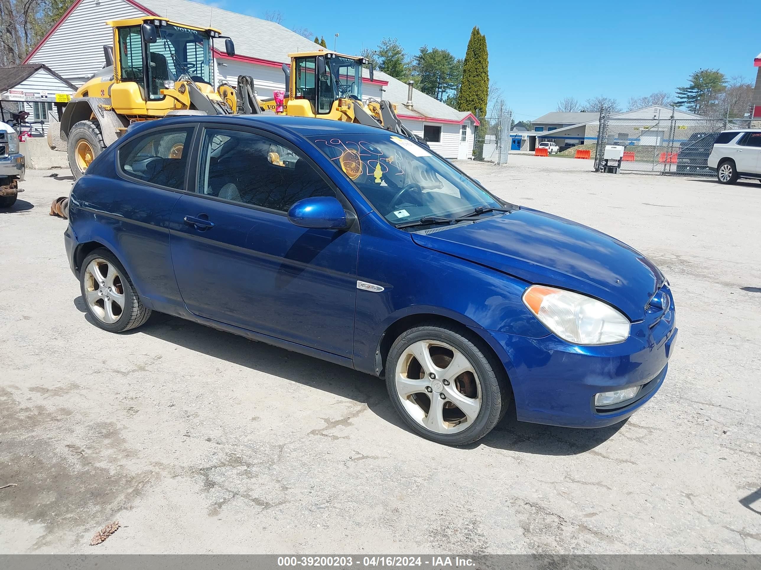 hyundai accent 2007 kmhcn36c07u037940