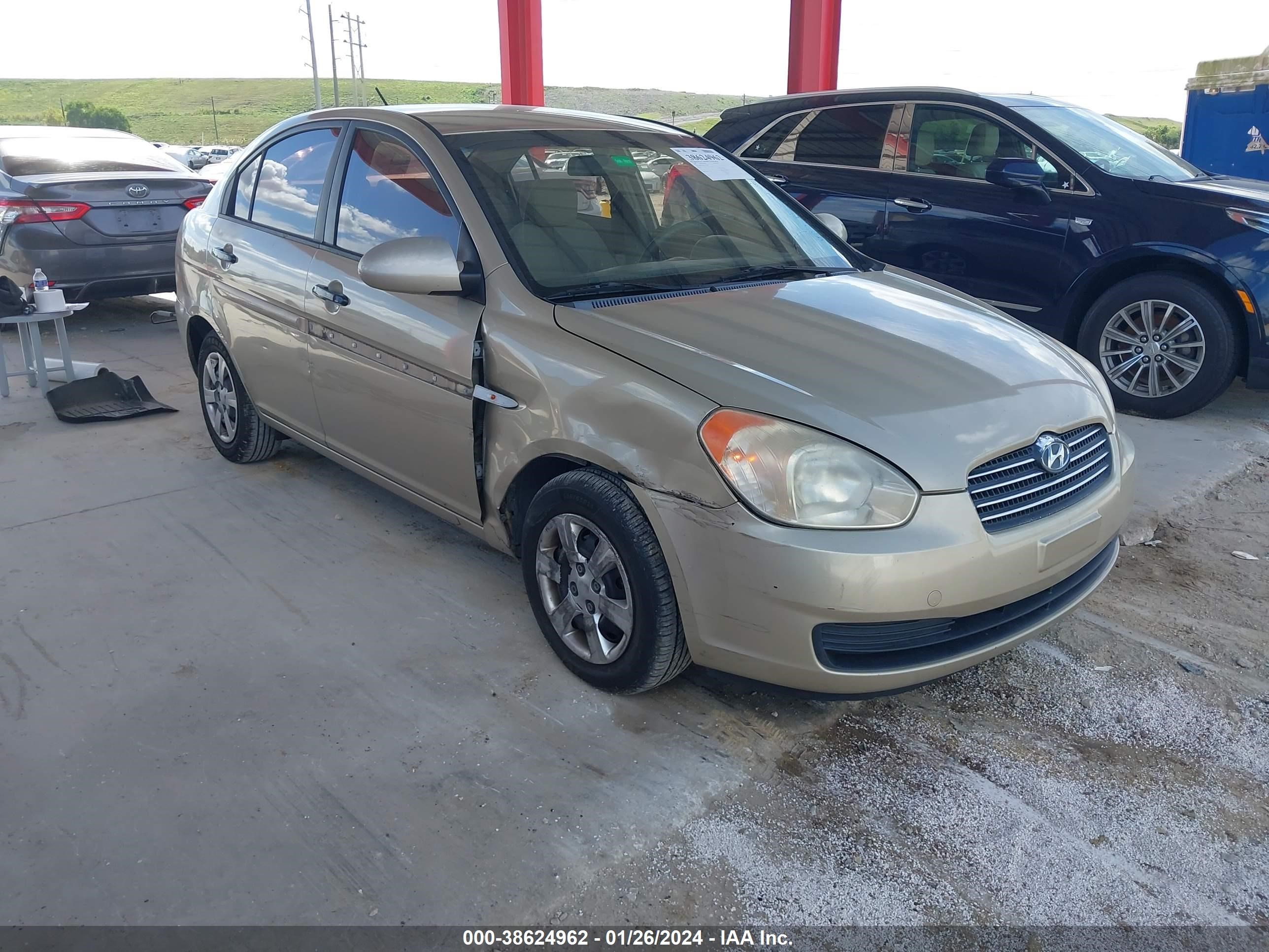 hyundai accent 2007 kmhcn46c07u114747