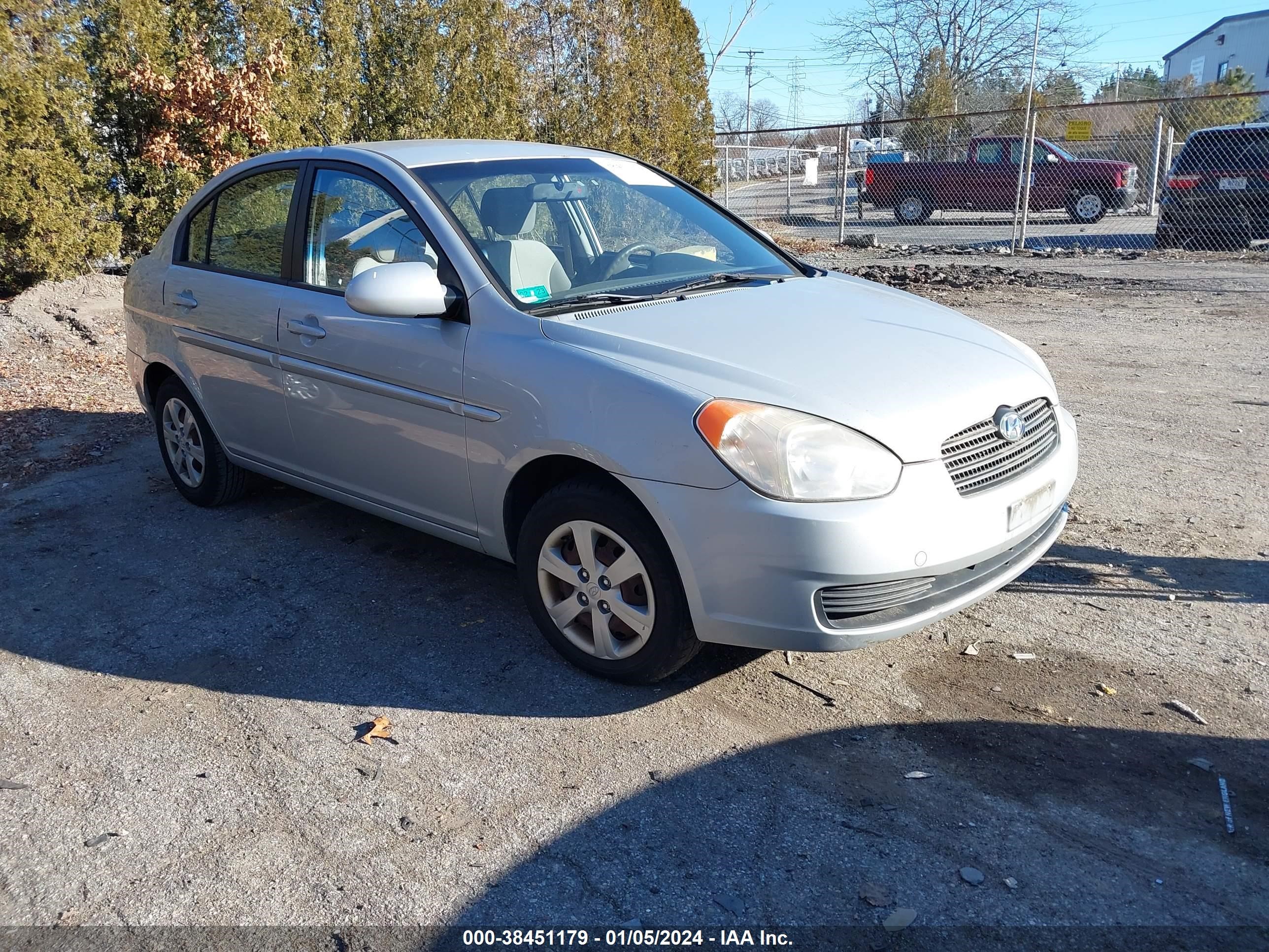 hyundai accent 2009 kmhcn46c29u313544