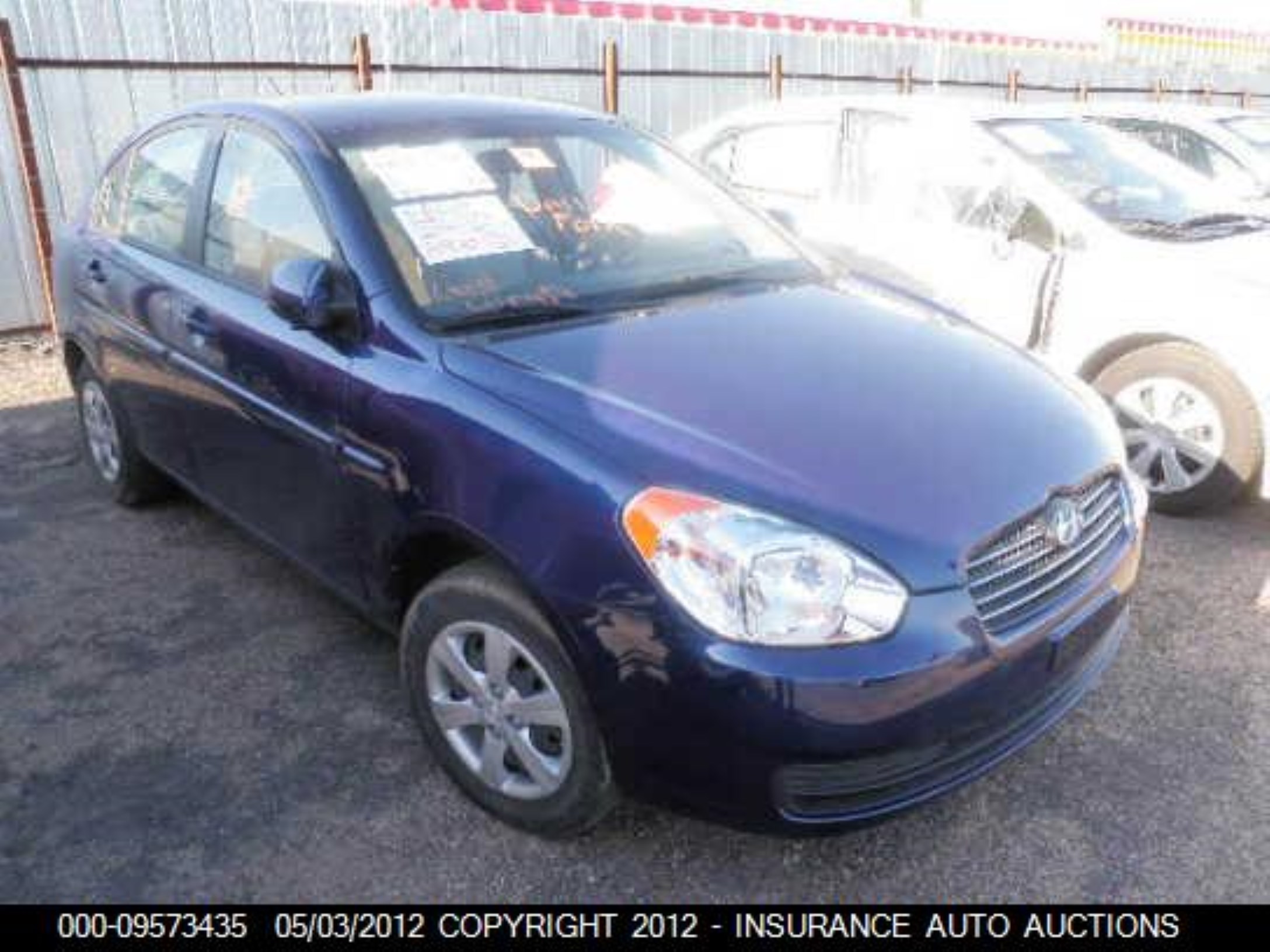 hyundai accent 2009 kmhcn46c39u320292