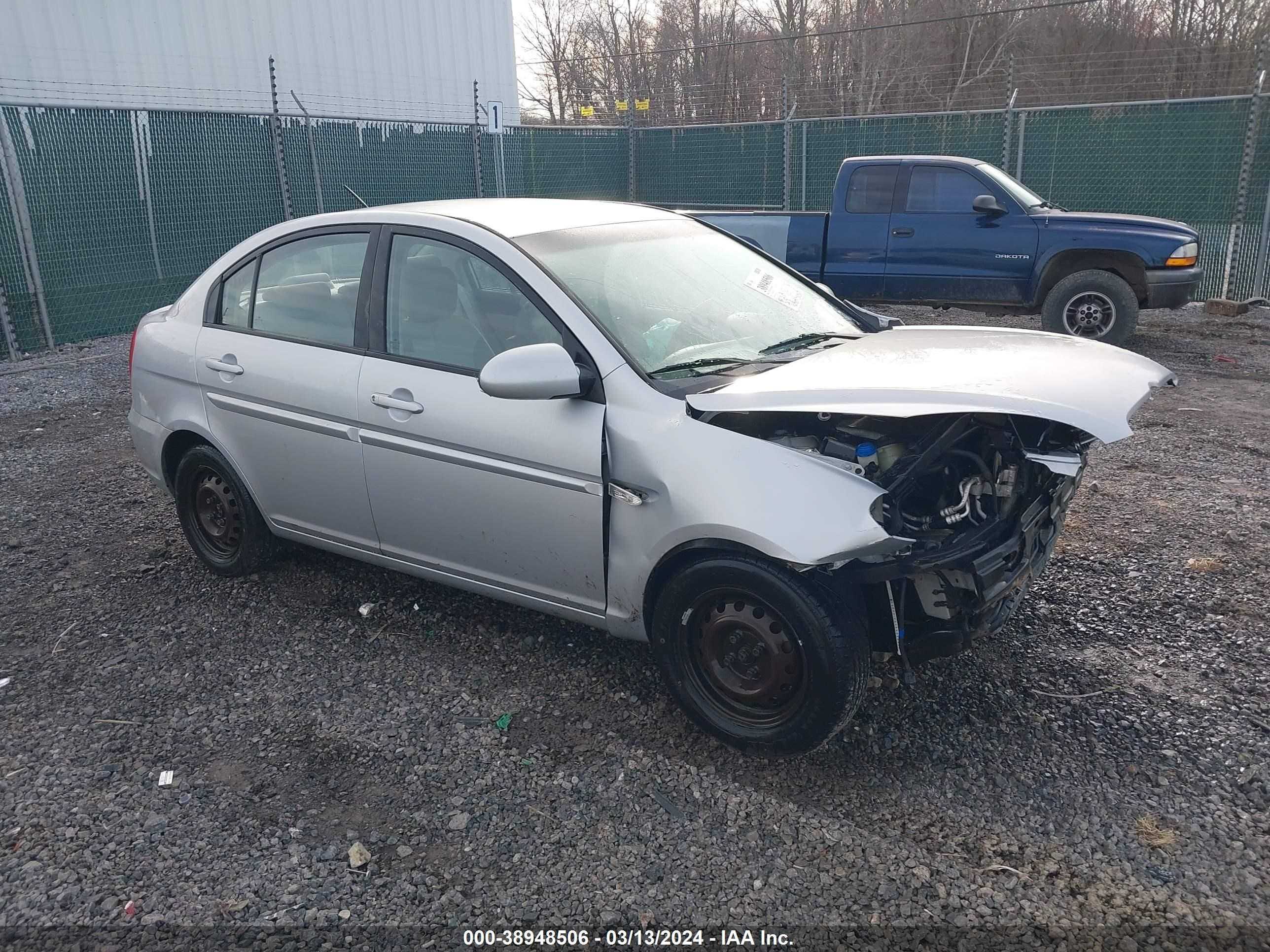 hyundai accent 2007 kmhcn46c67u147123