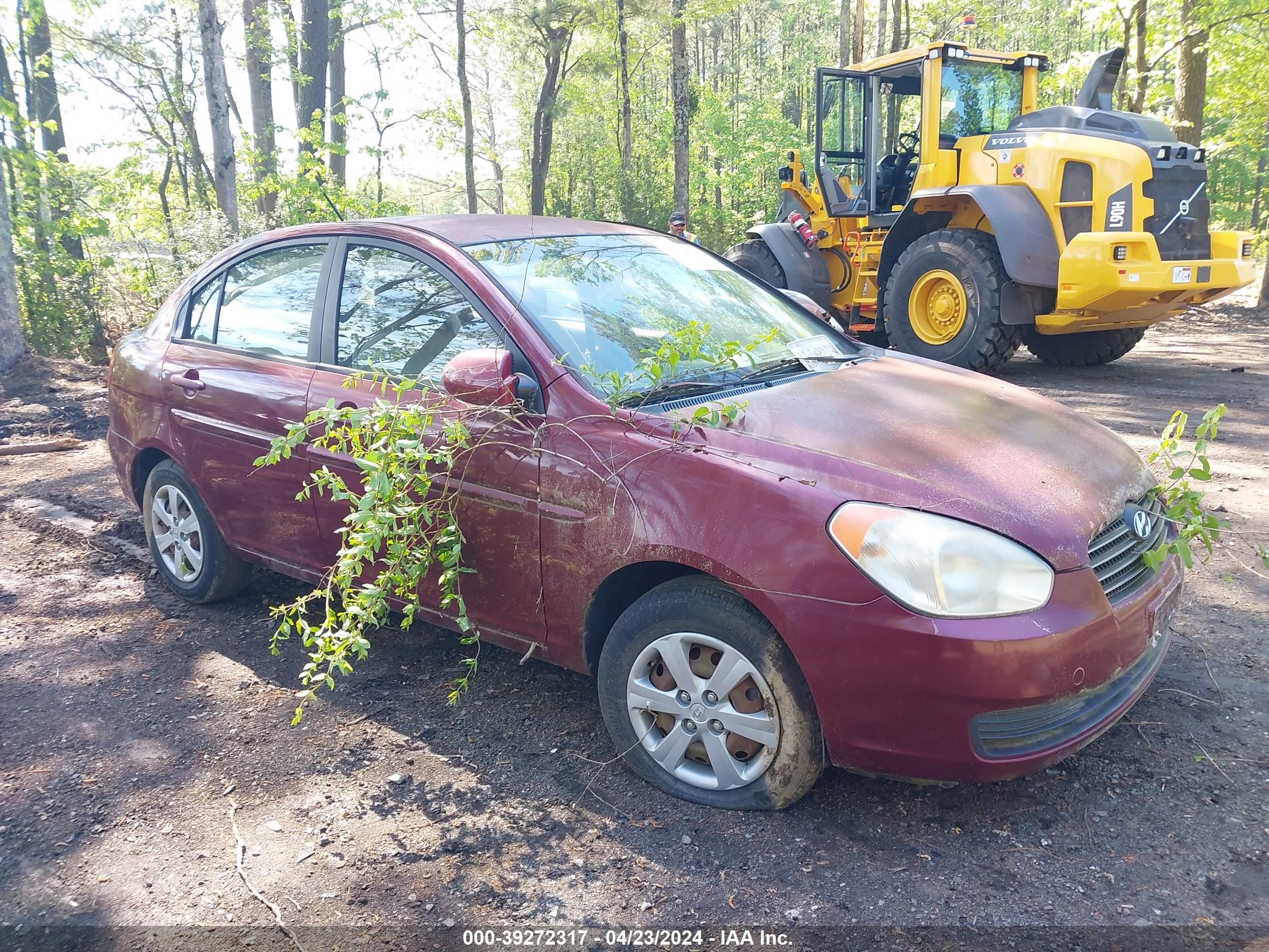 hyundai accent 2009 kmhcn46c79u330405