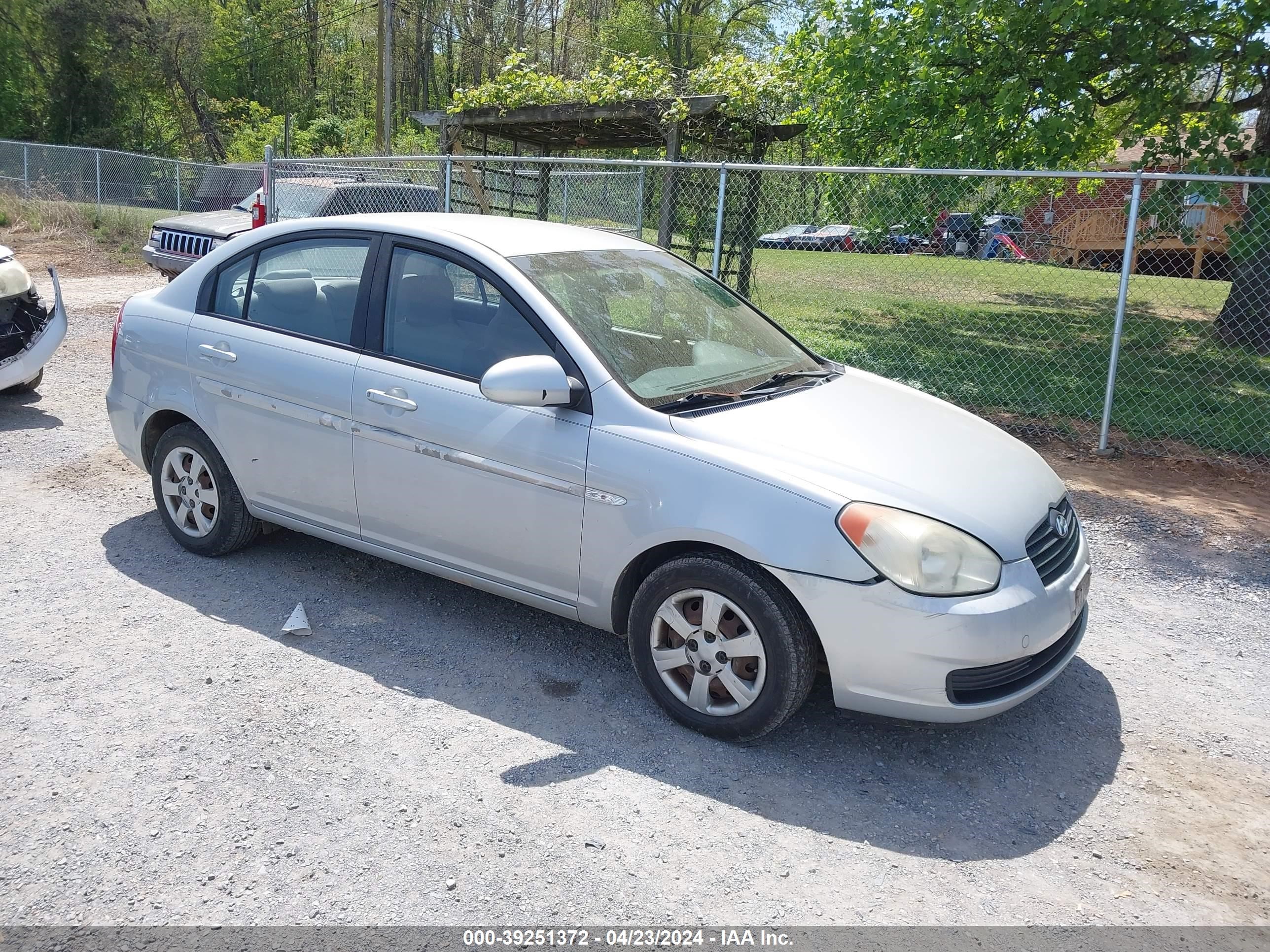 hyundai accent 2007 kmhcn46c97u119025