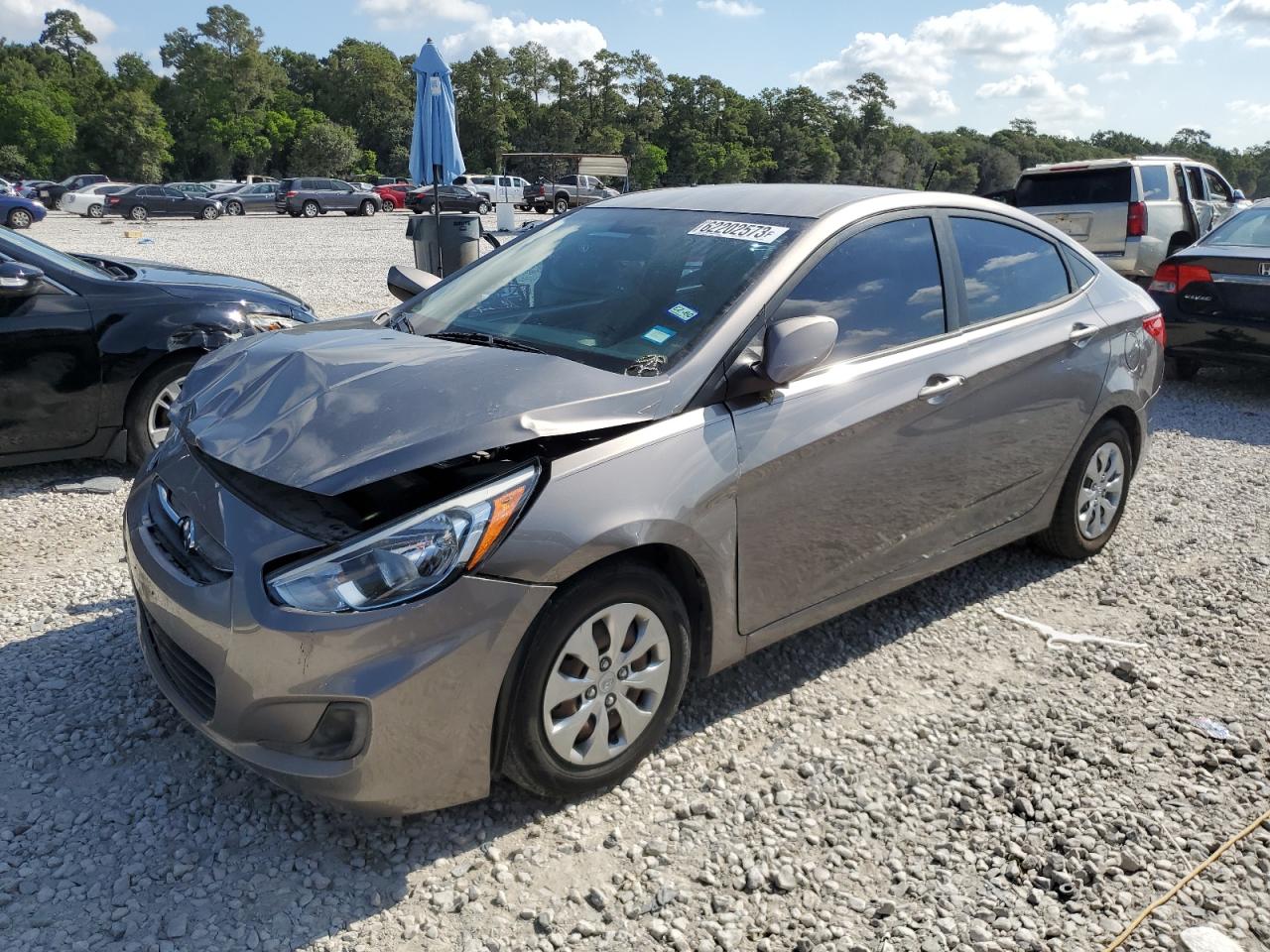 hyundai accent 2017 kmhct4ae2hu365608