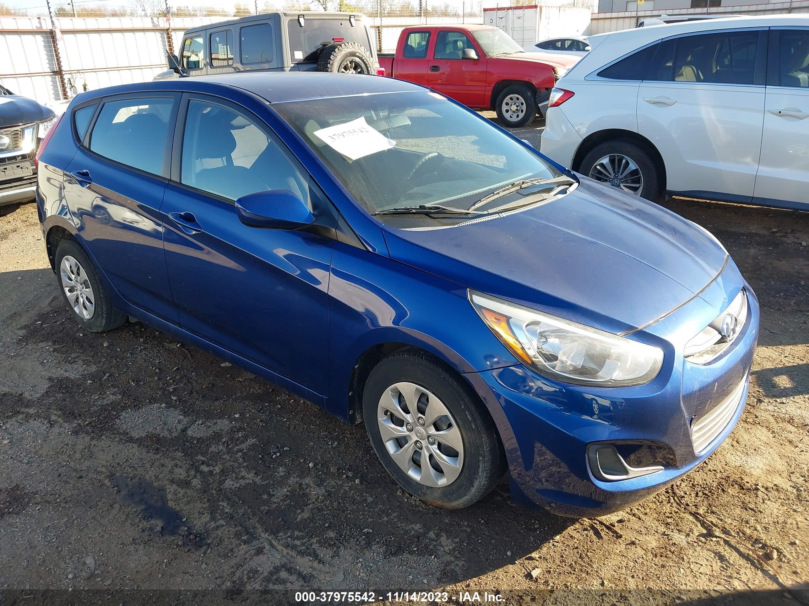 hyundai accent 2016 kmhct5ae0gu266449