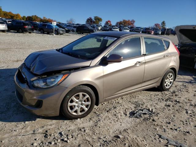 hyundai accent gls 2013 kmhct5ae2du083663