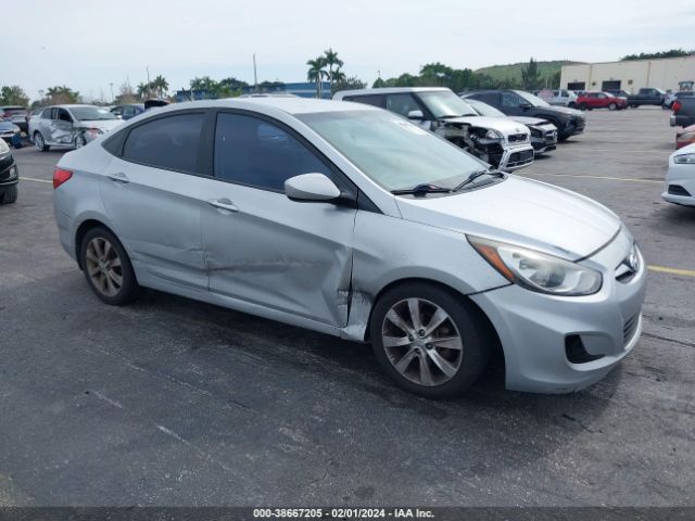 hyundai accent 2013 kmhcu4ae1du305097