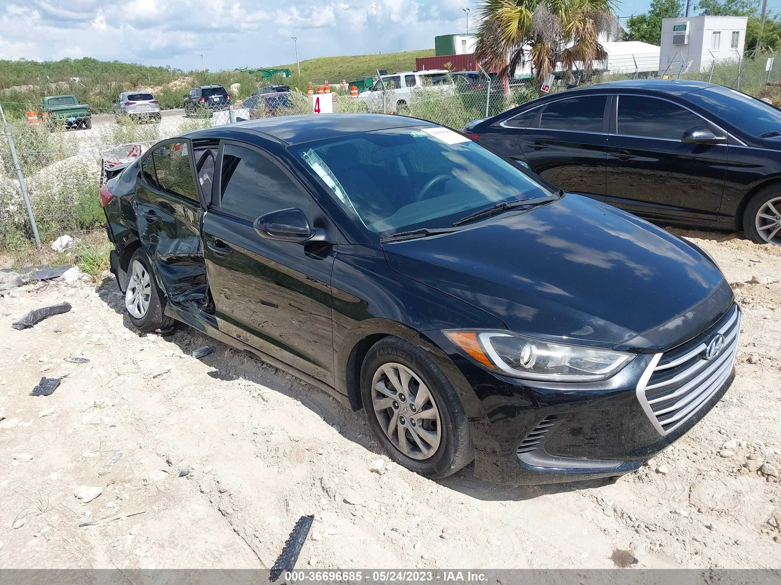 hyundai elantra 2017 kmhd74lf9hu115314