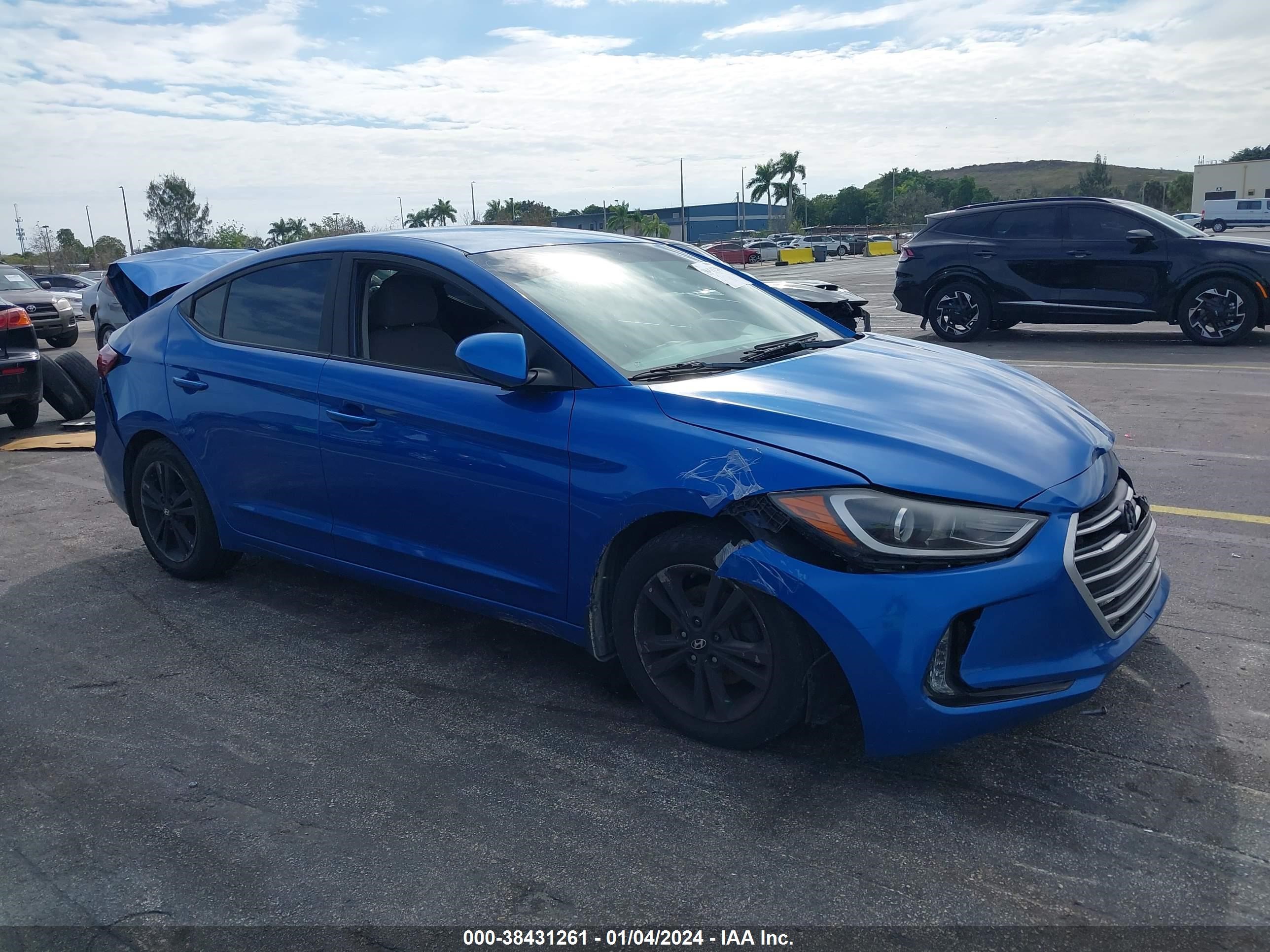 hyundai elantra 2018 kmhd74lf9ju614572