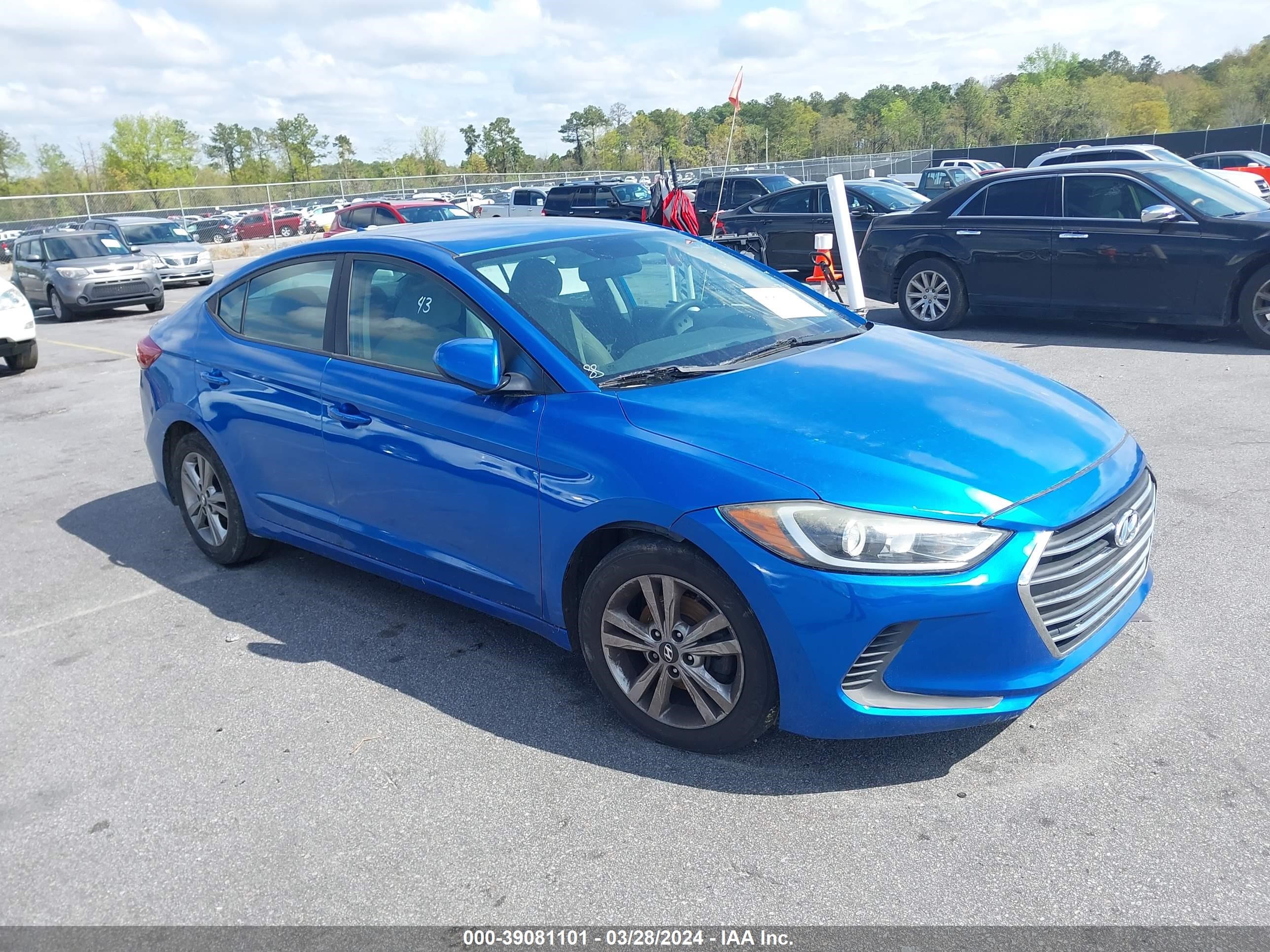 hyundai elantra 2017 kmhd84lf5hu246480