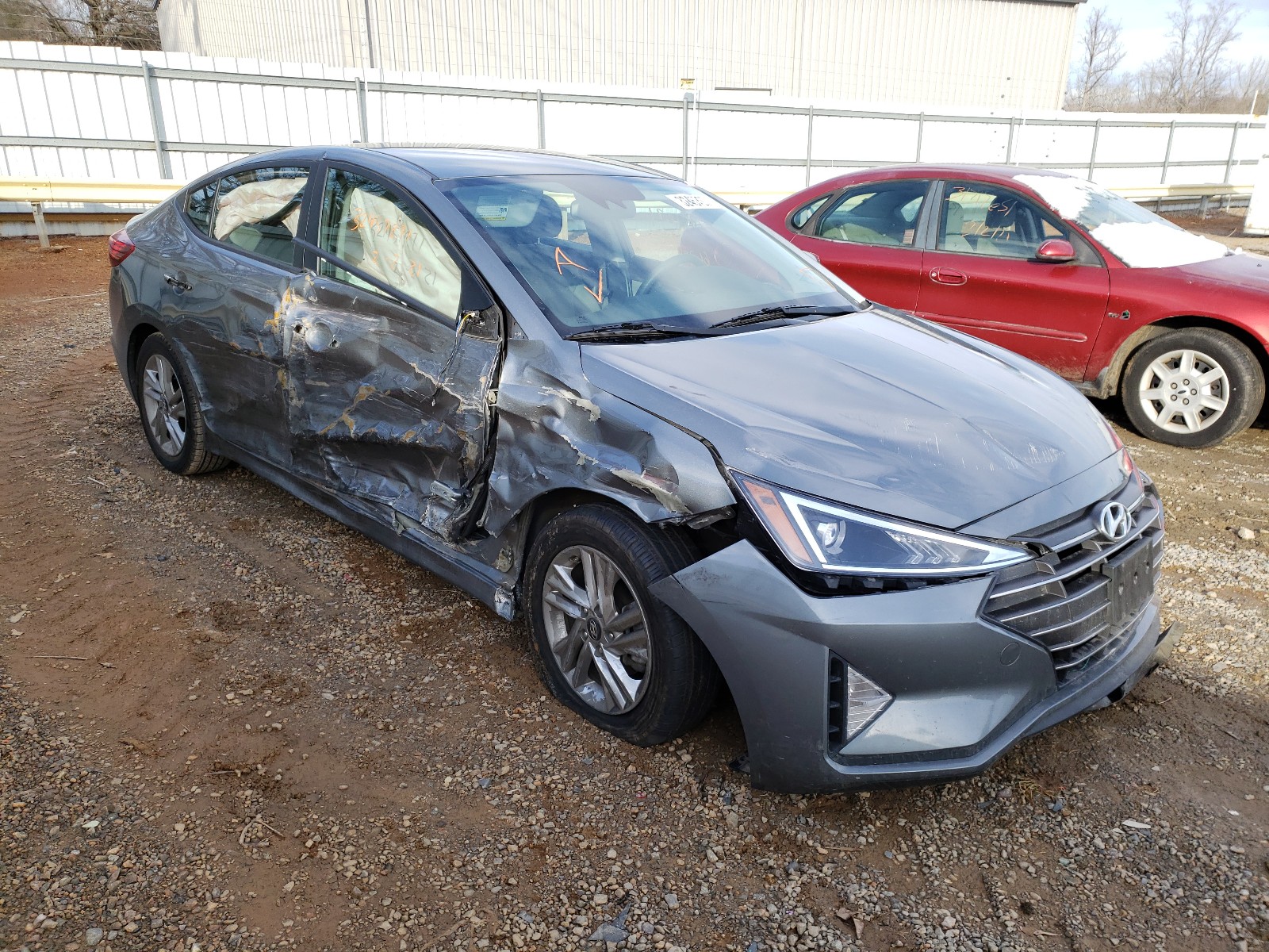 hyundai elantra se 2019 kmhd84lf6ku748096