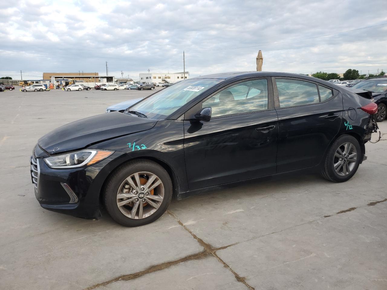 hyundai elantra 2017 kmhd84lf8hu341468