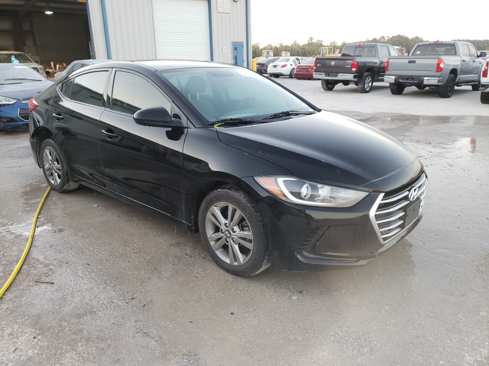 hyundai elantra se 2017 kmhd84lf9hu156247