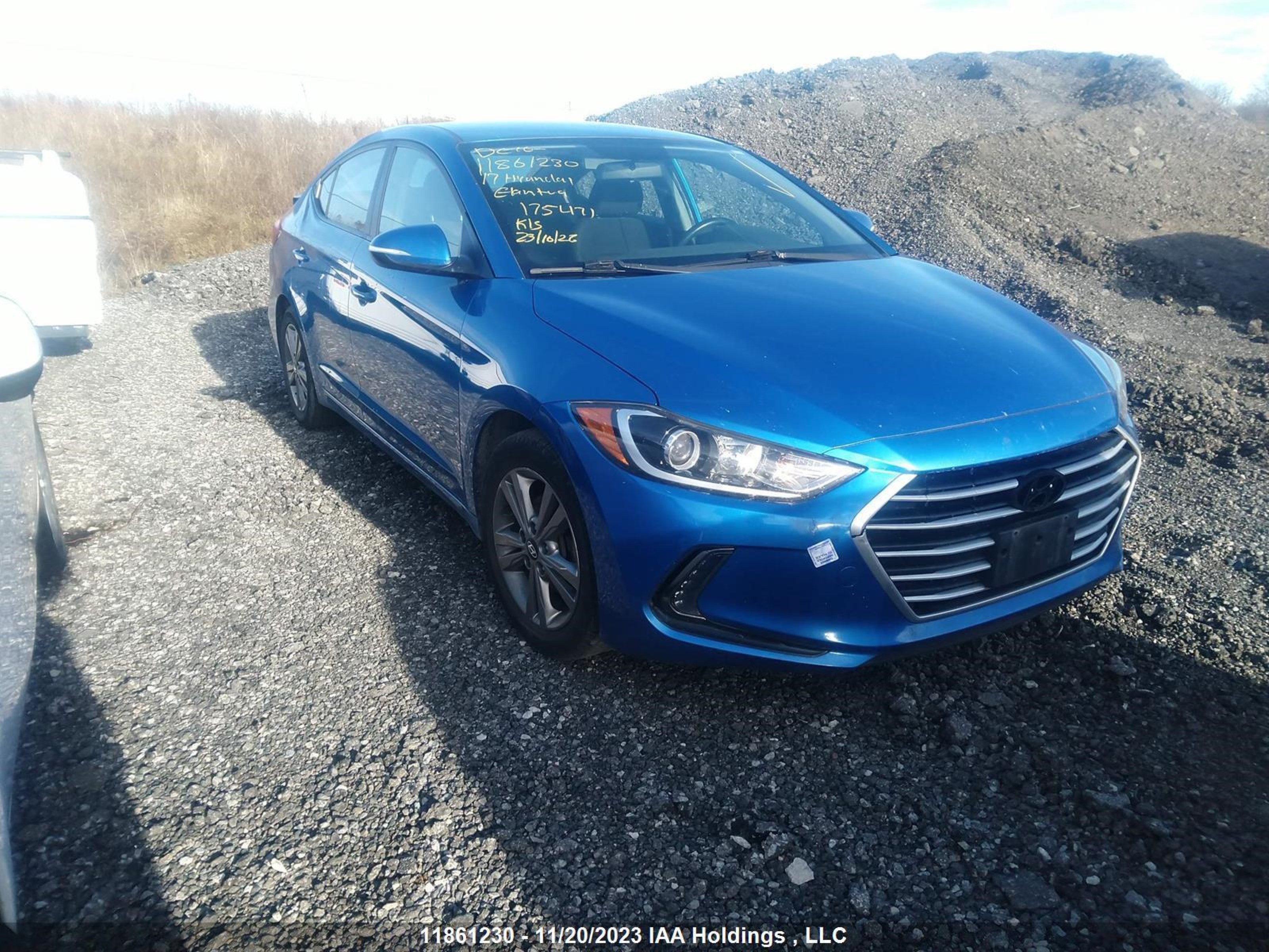 hyundai elantra 2017 kmhd84lfxhu175471