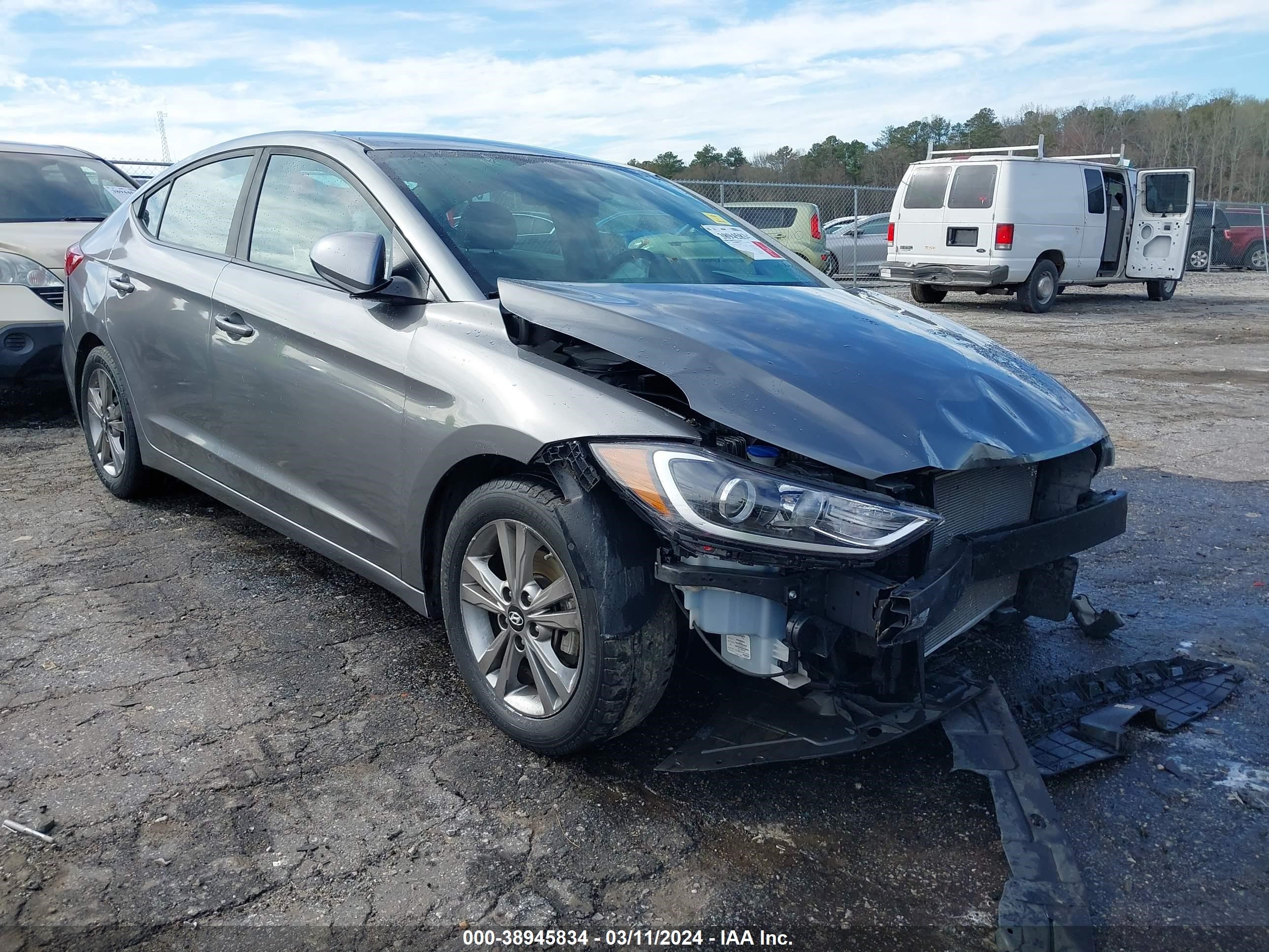 hyundai elantra 2017 kmhd84lfxhu224913