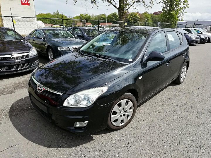 hyundai i30 hatchback 2007 kmhdb51tp8u032102