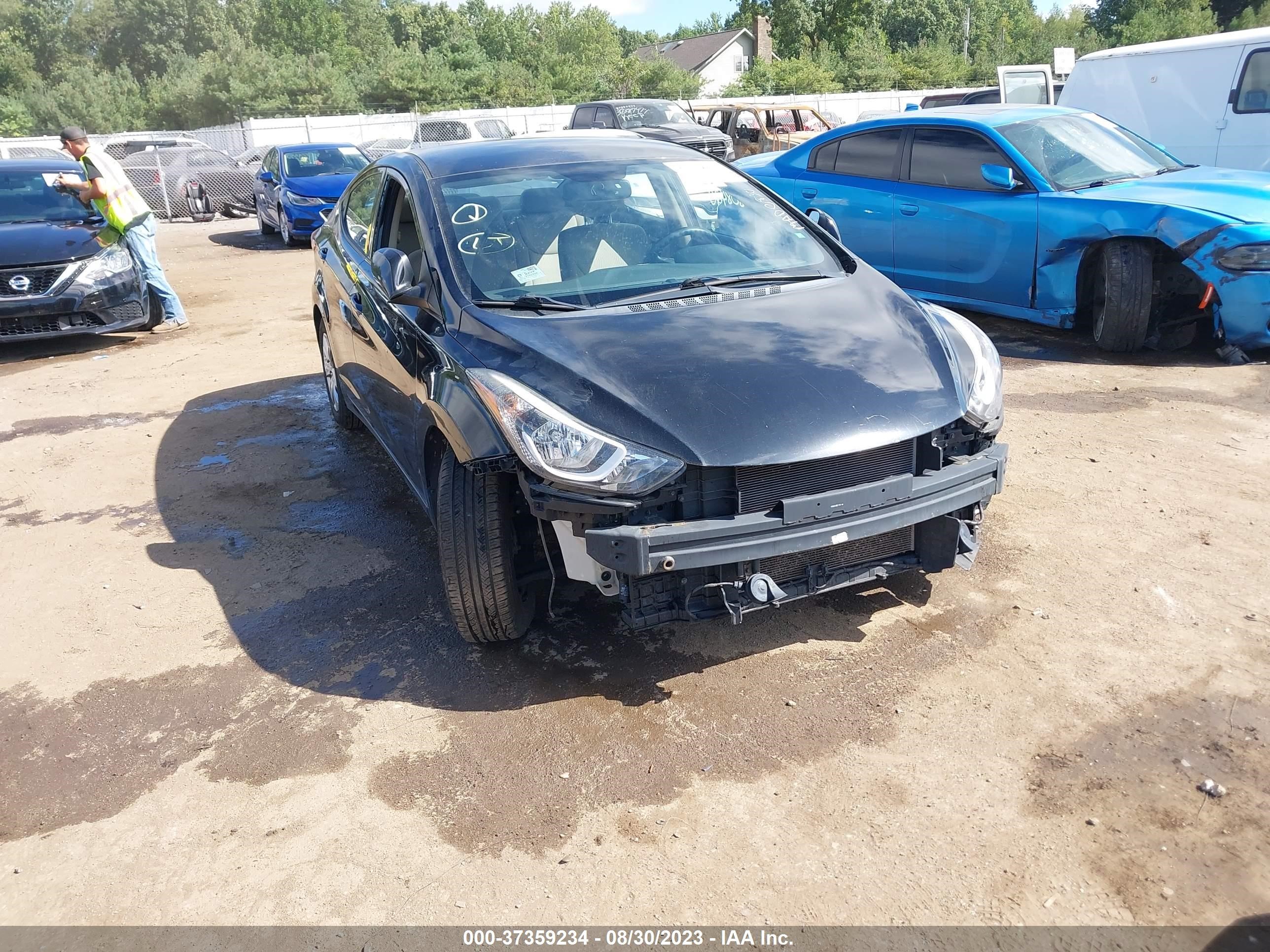 hyundai elantra 2016 kmhdh4ae0gu516952