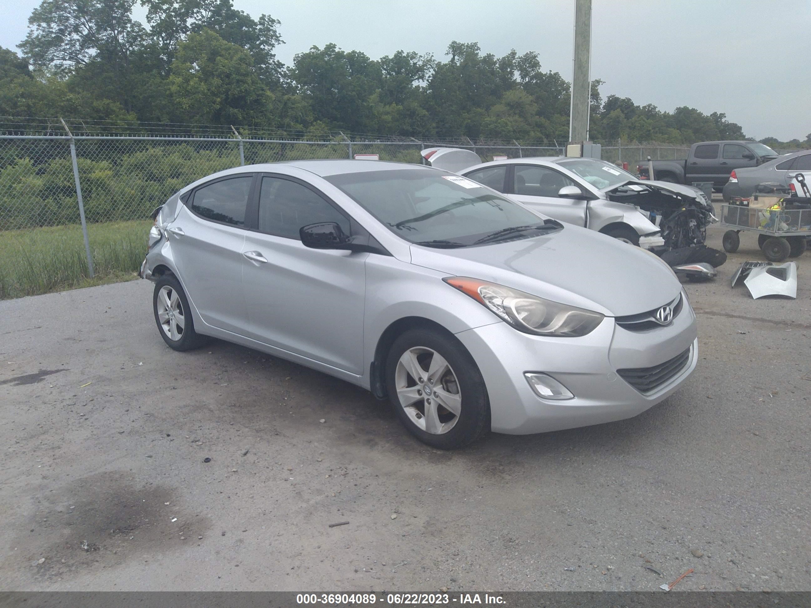 hyundai elantra 2013 kmhdh4ae2du915812