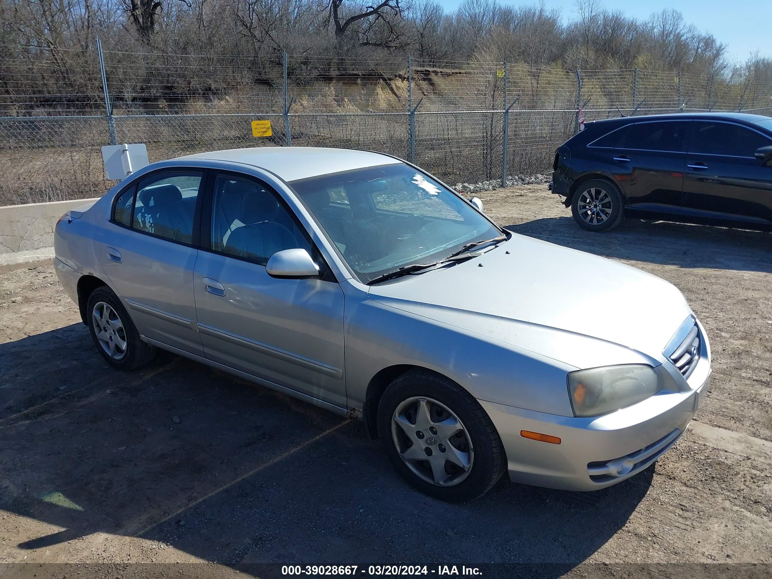 hyundai elantra 2005 kmhdn46d15u173848