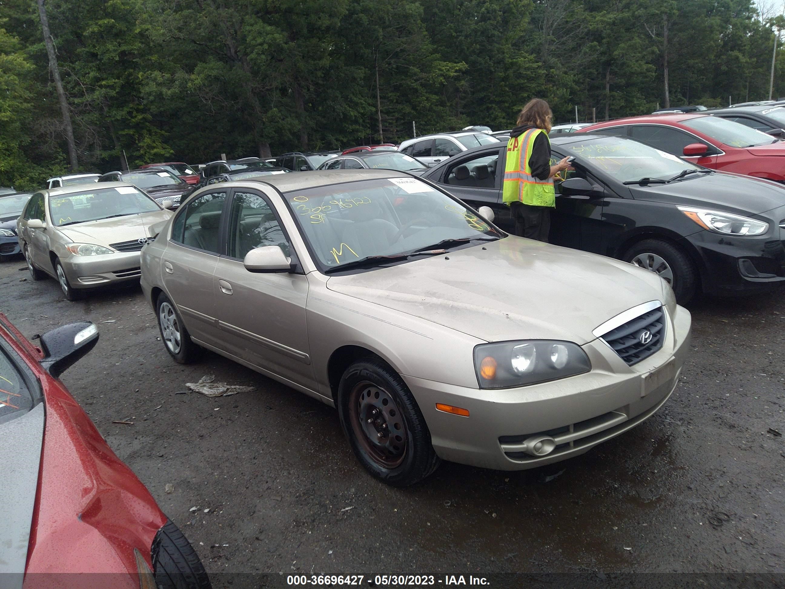 hyundai elantra 2005 kmhdn46d35u010473