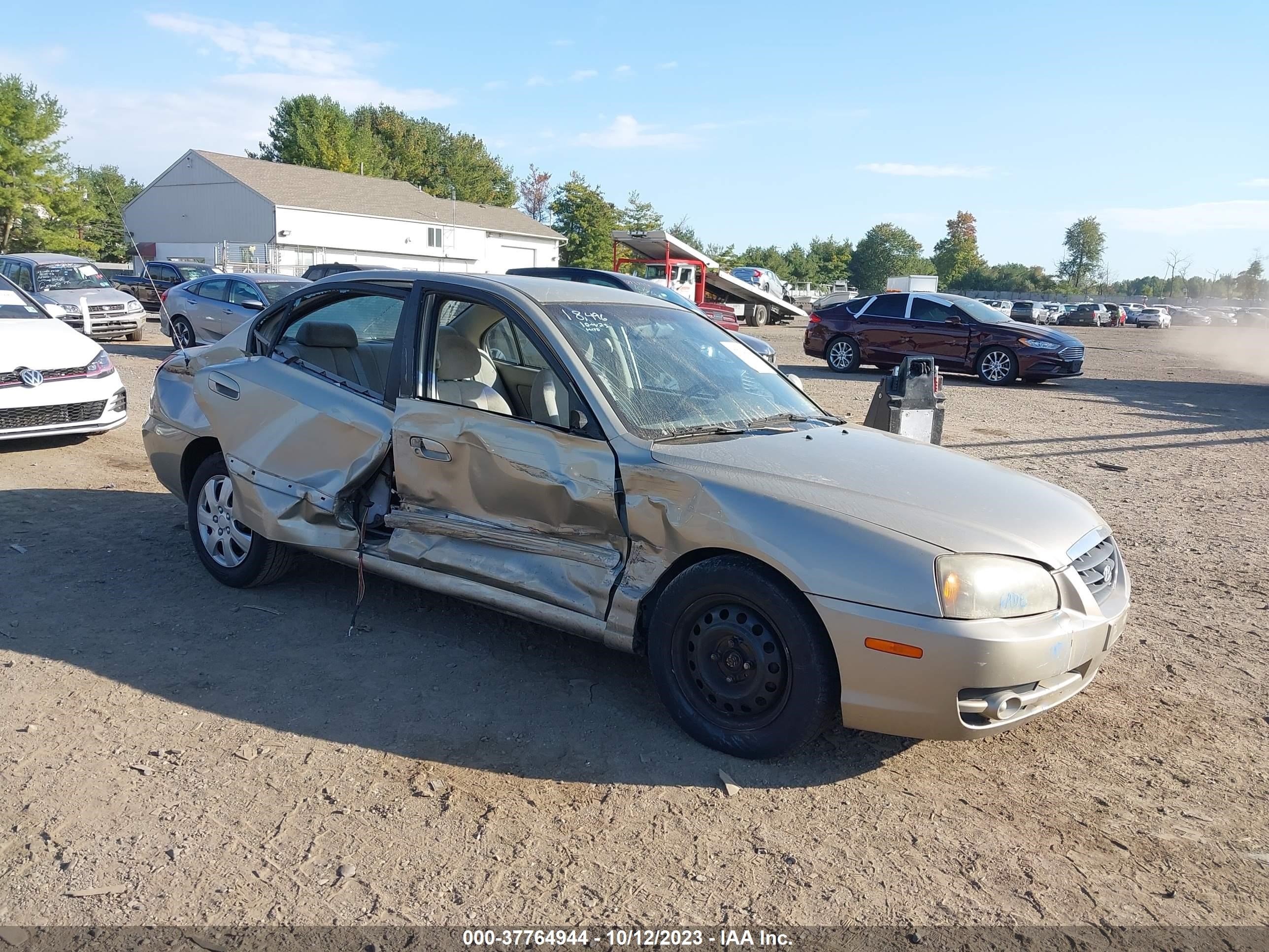 hyundai elantra 2005 kmhdn46d95u009621