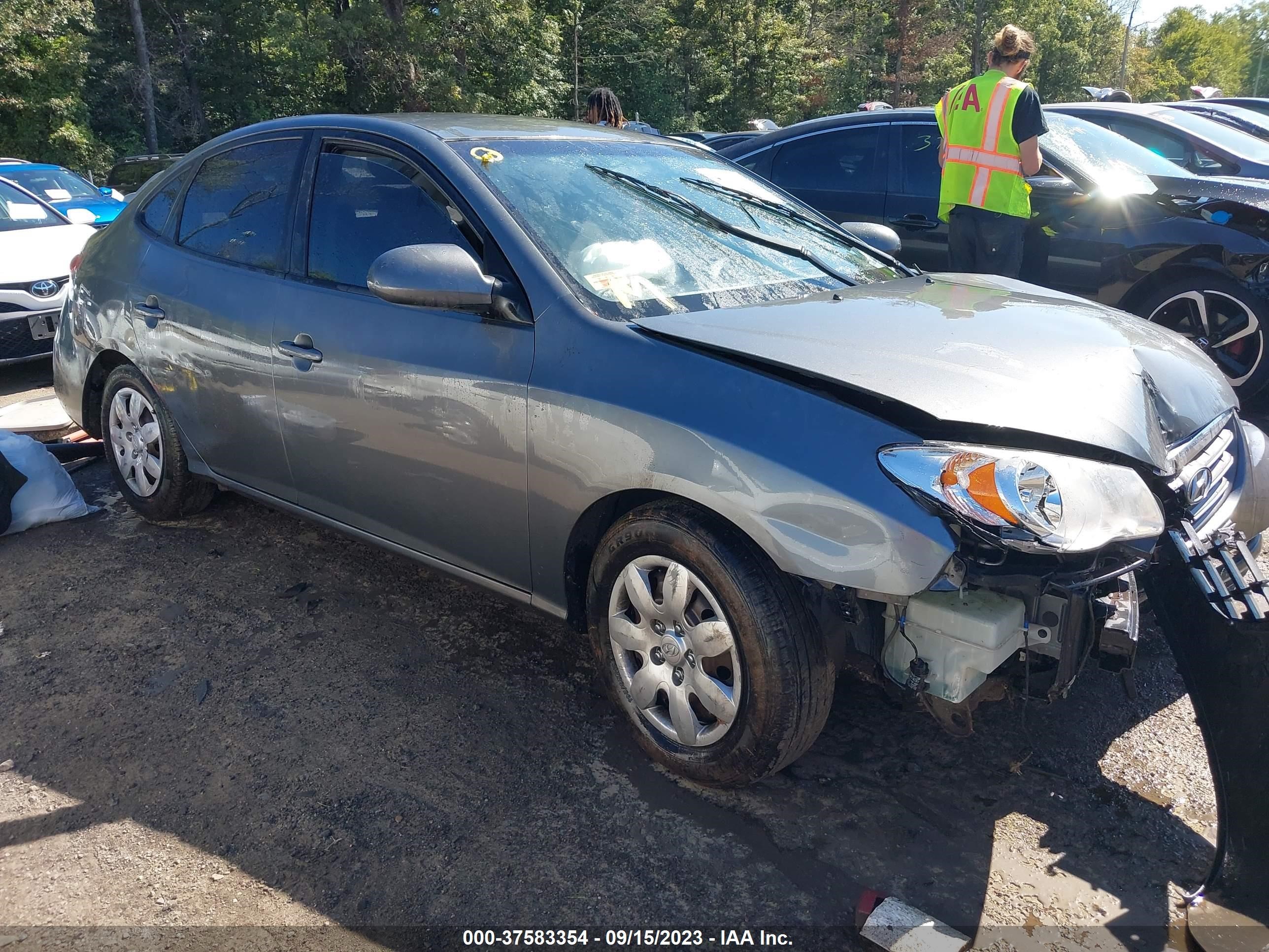 hyundai elantra 2009 kmhdu46d79u619557