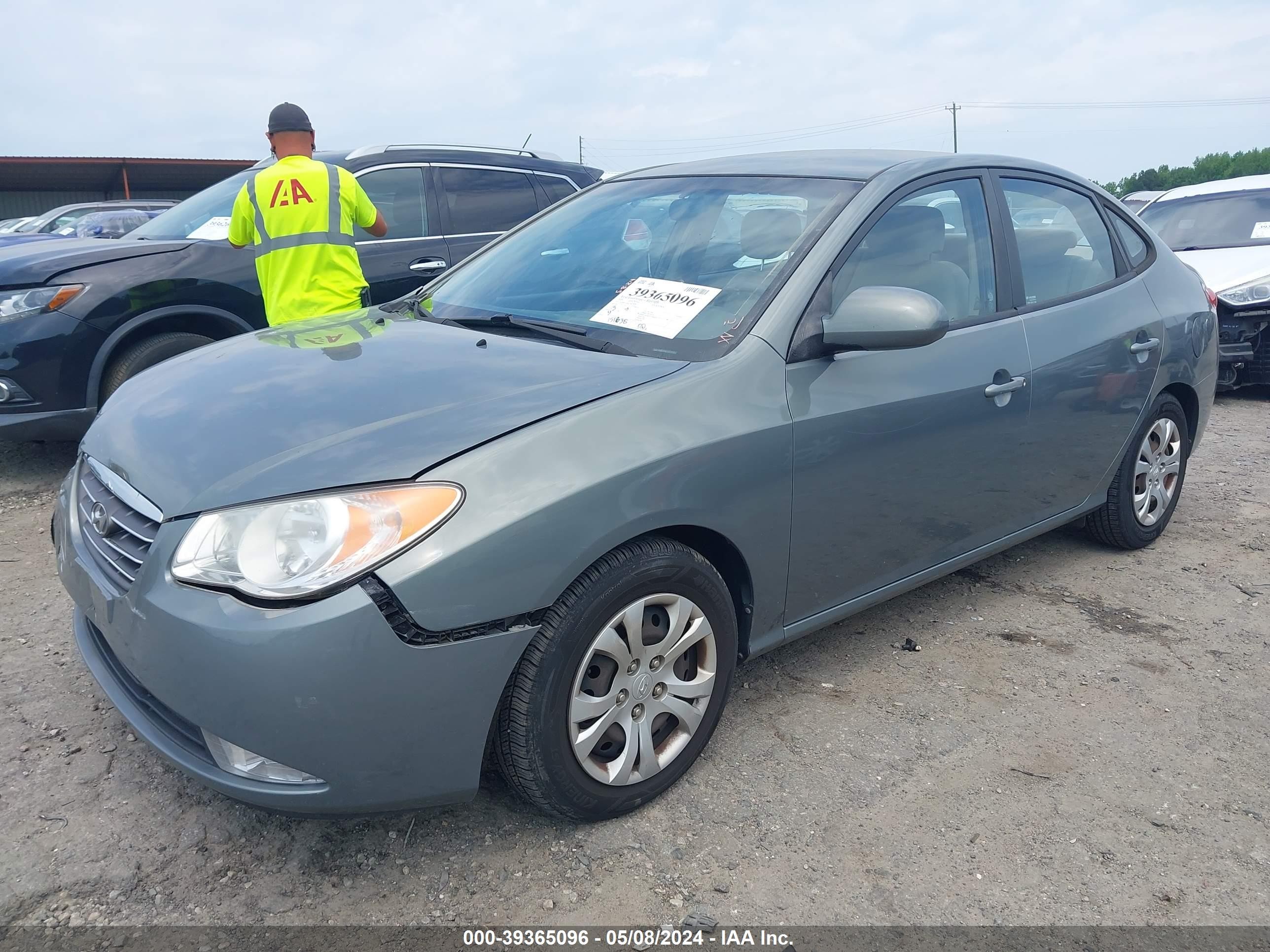 hyundai elantra 2009 kmhdu46d79u795847