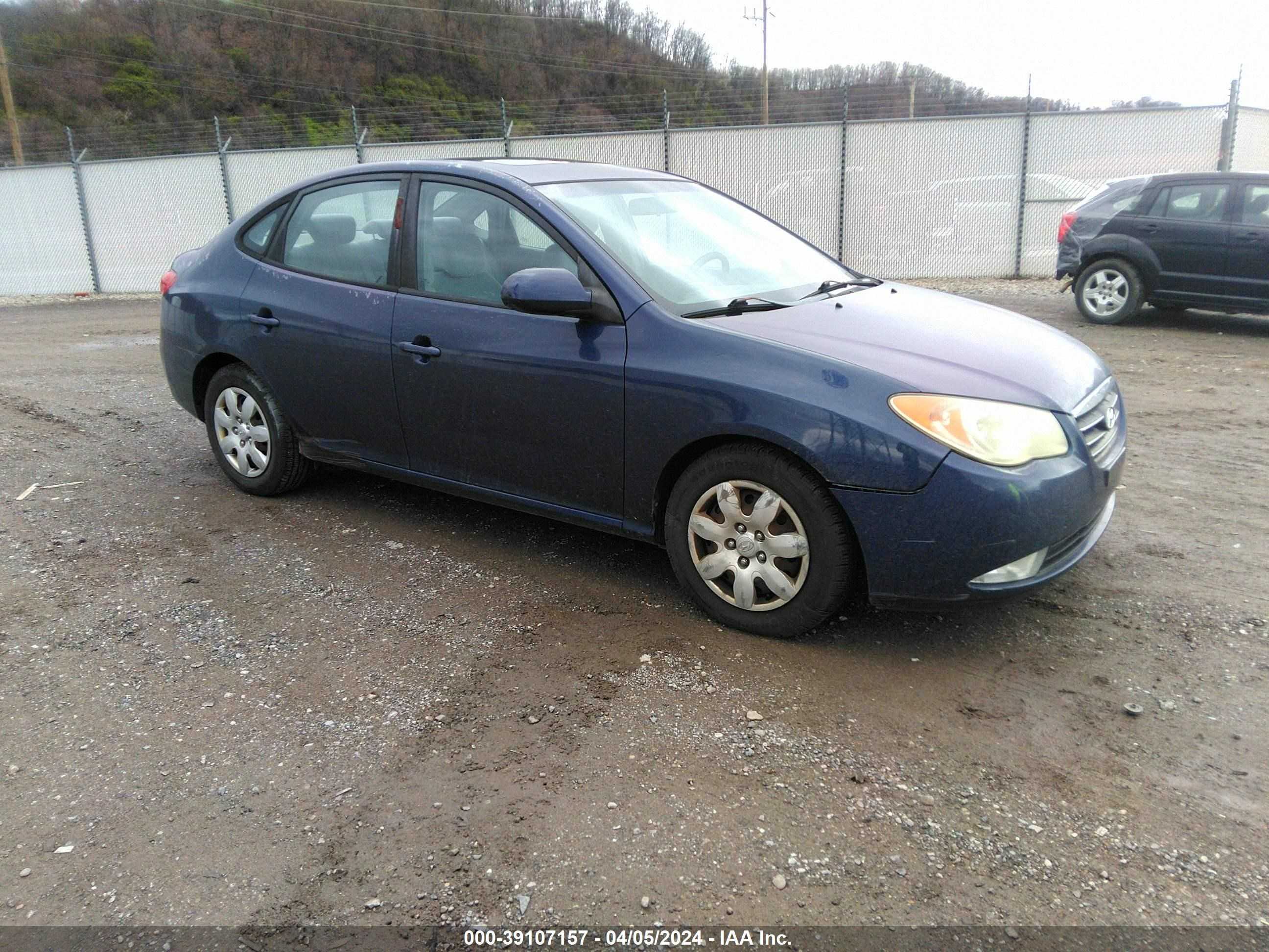 hyundai elantra 2007 kmhdu46dx7u156309