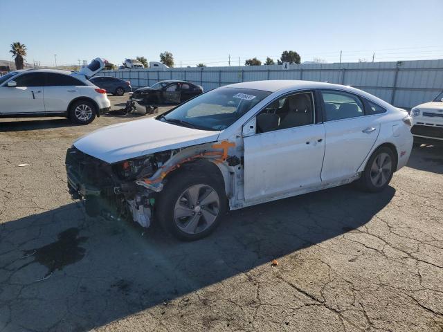 hyundai sonata plu 2017 kmhe14l25ha062664