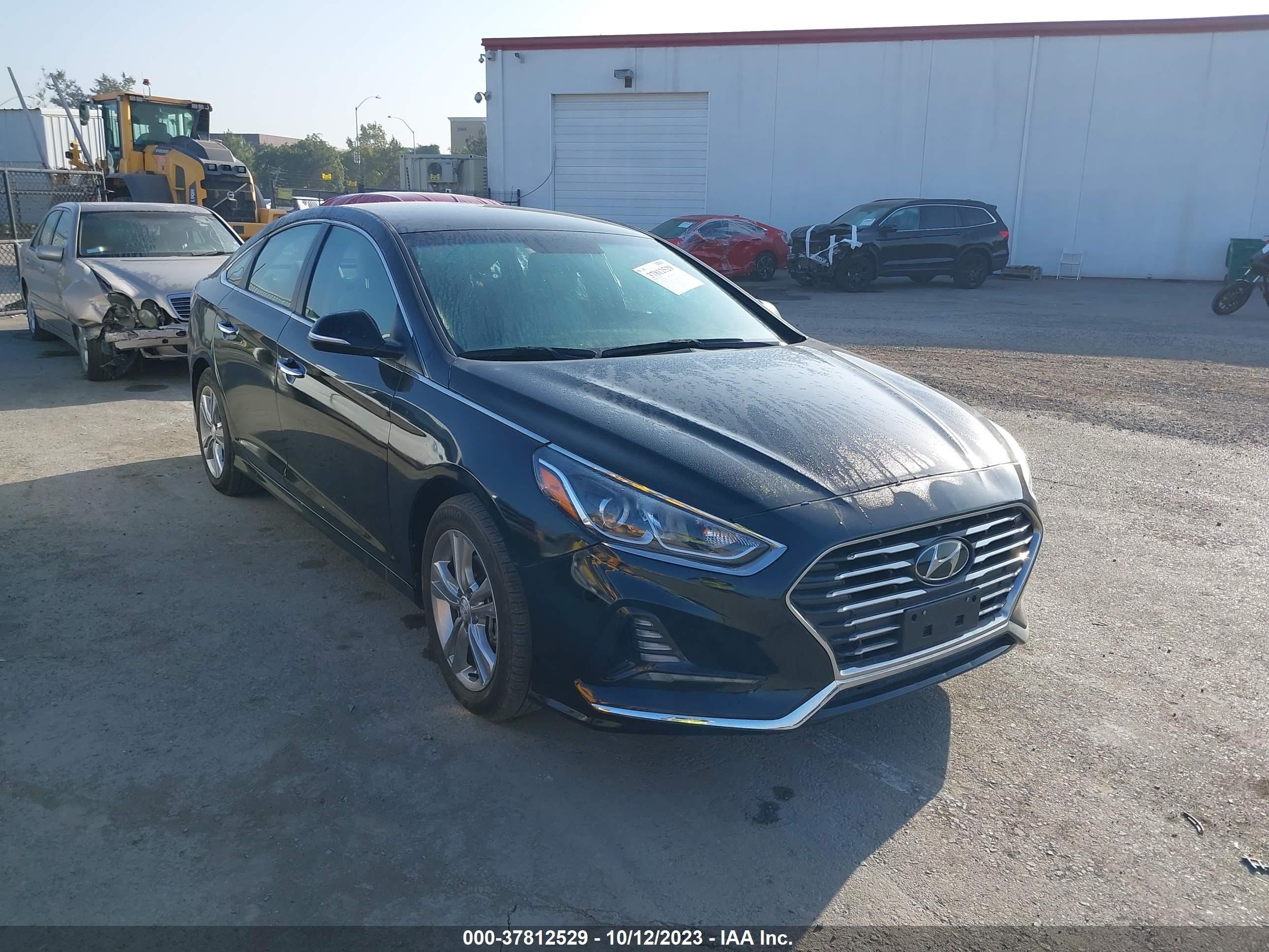 hyundai  2019 kmhe14l2xka093464