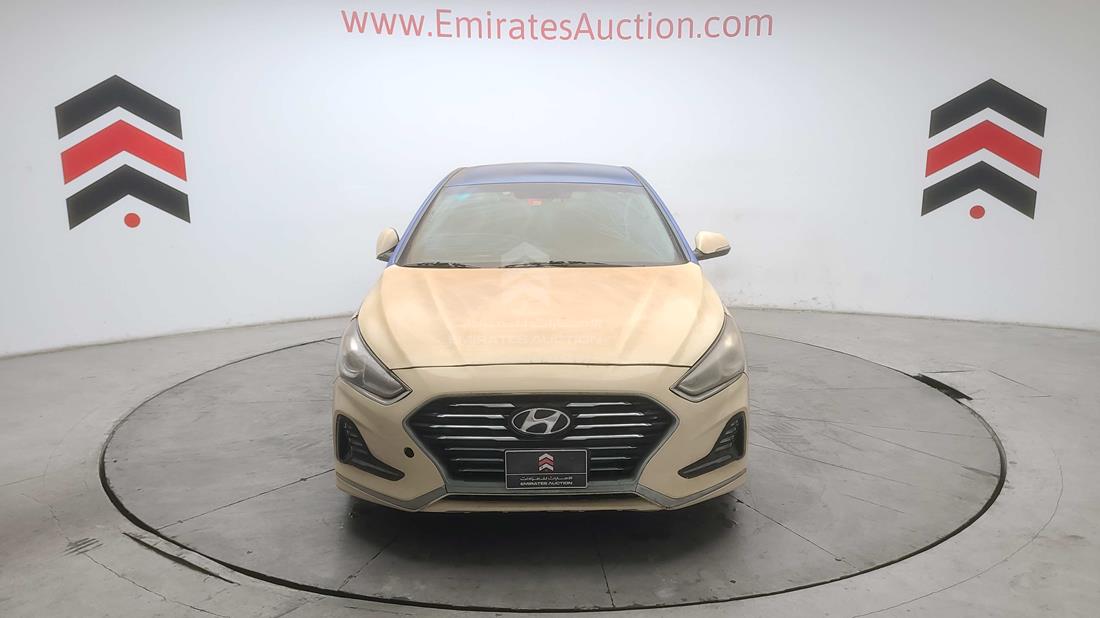 hyundai sonata hybrid 2019 kmhe24132ka093094