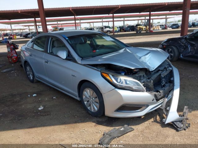 hyundai sonata 2017 kmhe24l10ha054167