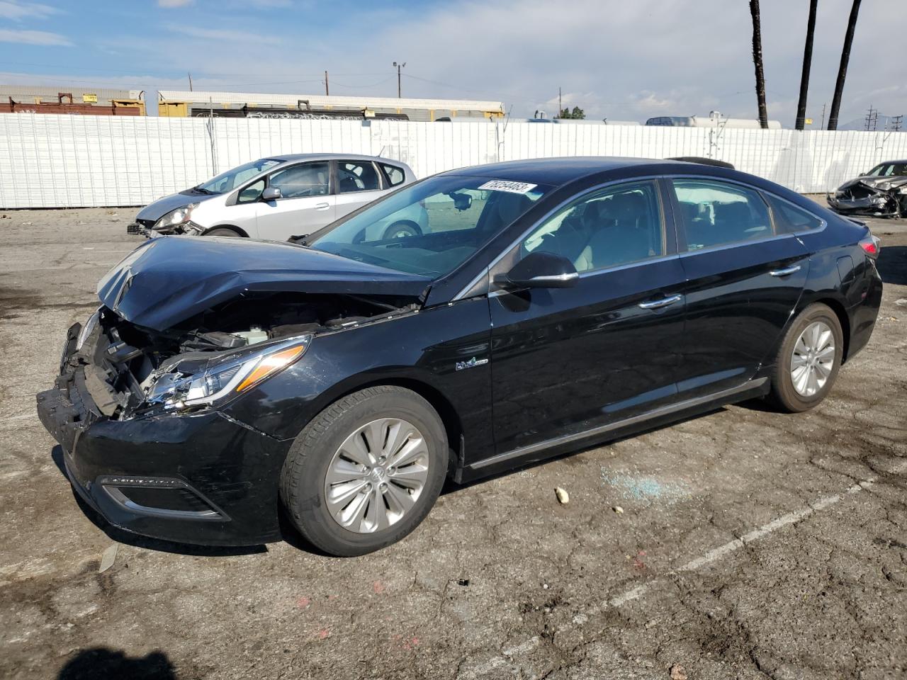 hyundai sonata 2017 kmhe24l13ha048069