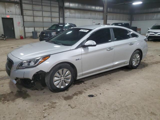 hyundai sonata 2016 kmhe24l14ga025561