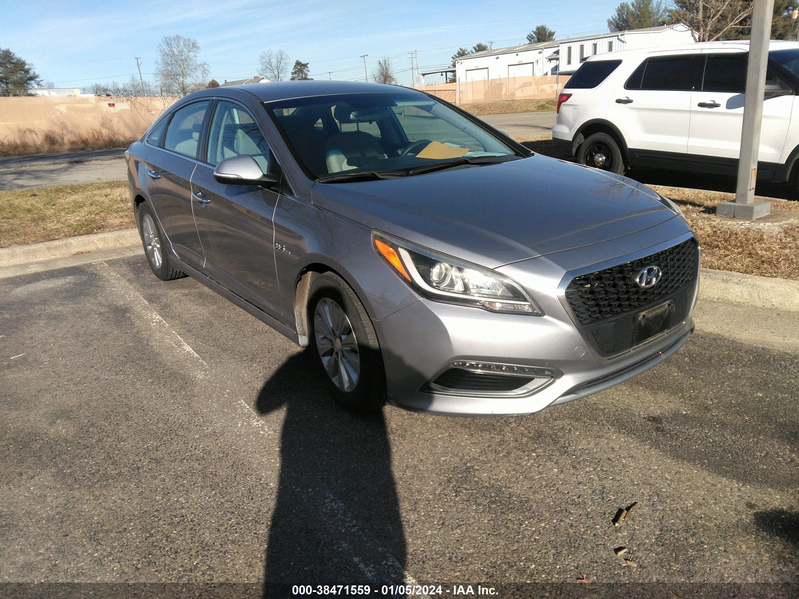 hyundai sonata 2016 kmhe24l14ga039492