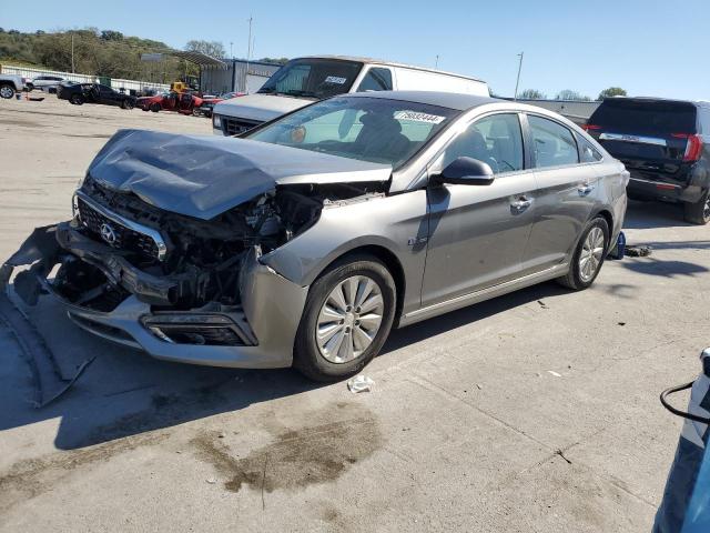 hyundai sonata hyb 2017 kmhe24l15ha059736