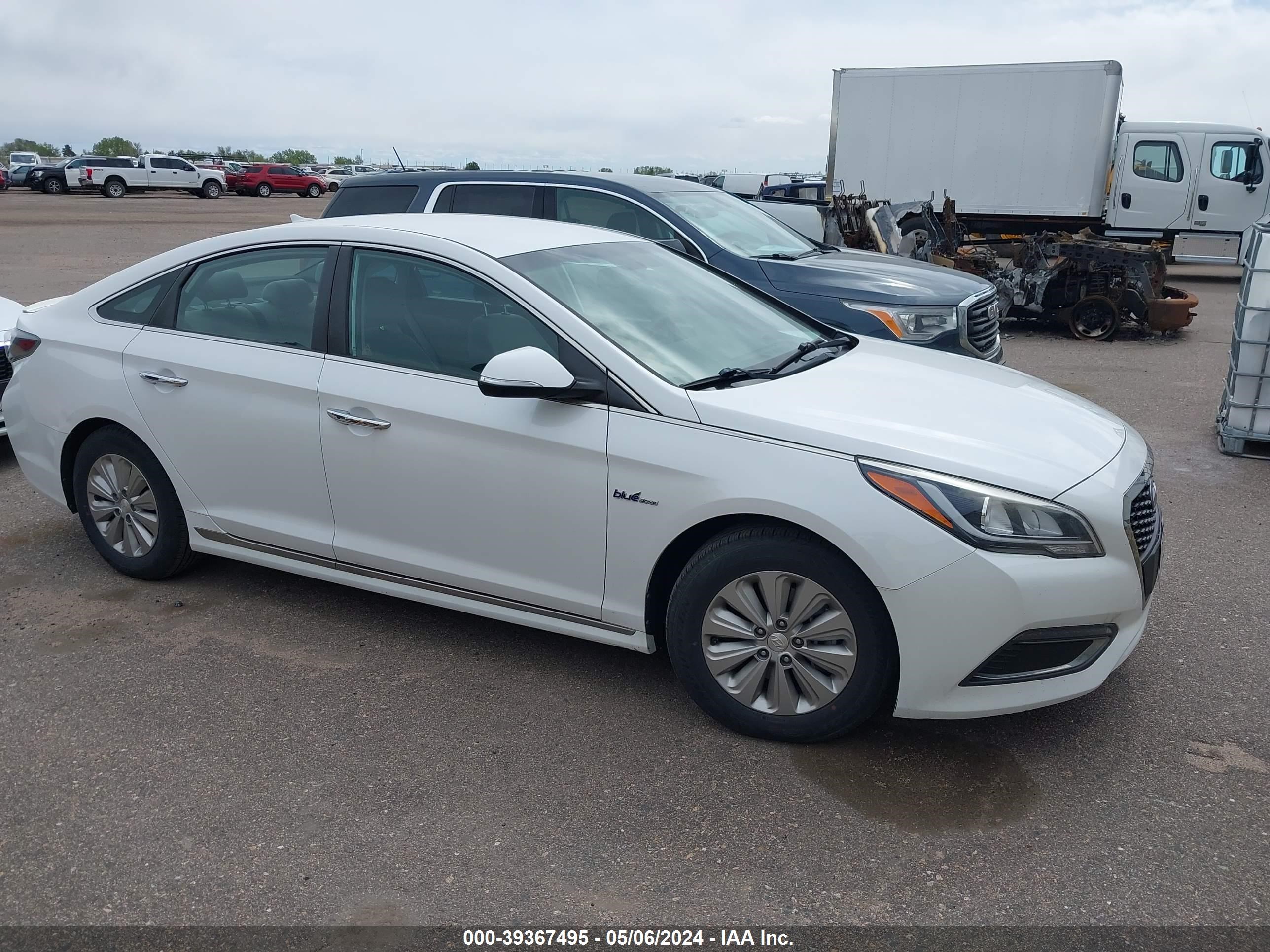 hyundai sonata 2016 kmhe24l16ga033032